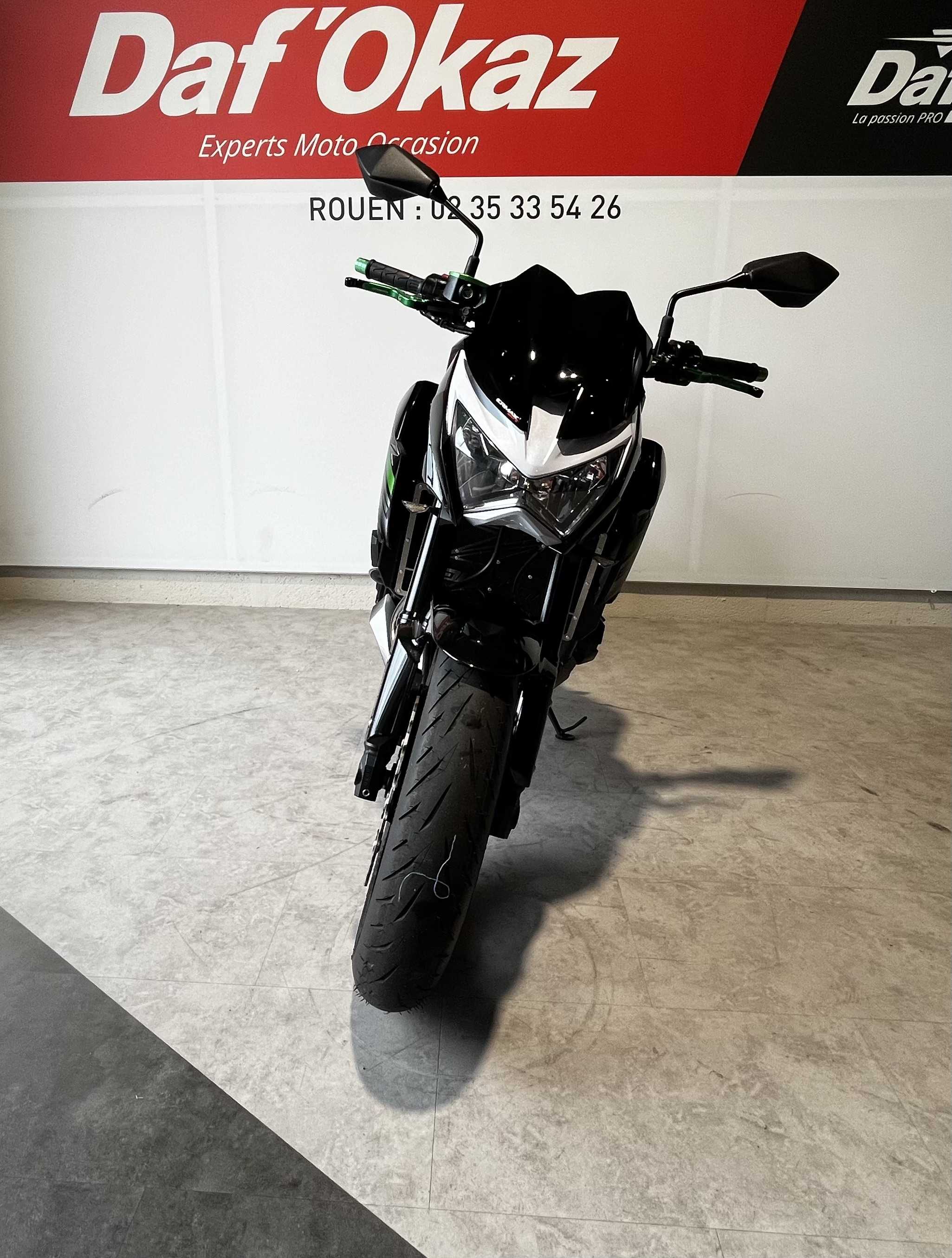 Kawasaki Z 800 ABS 2016 HD vue avant