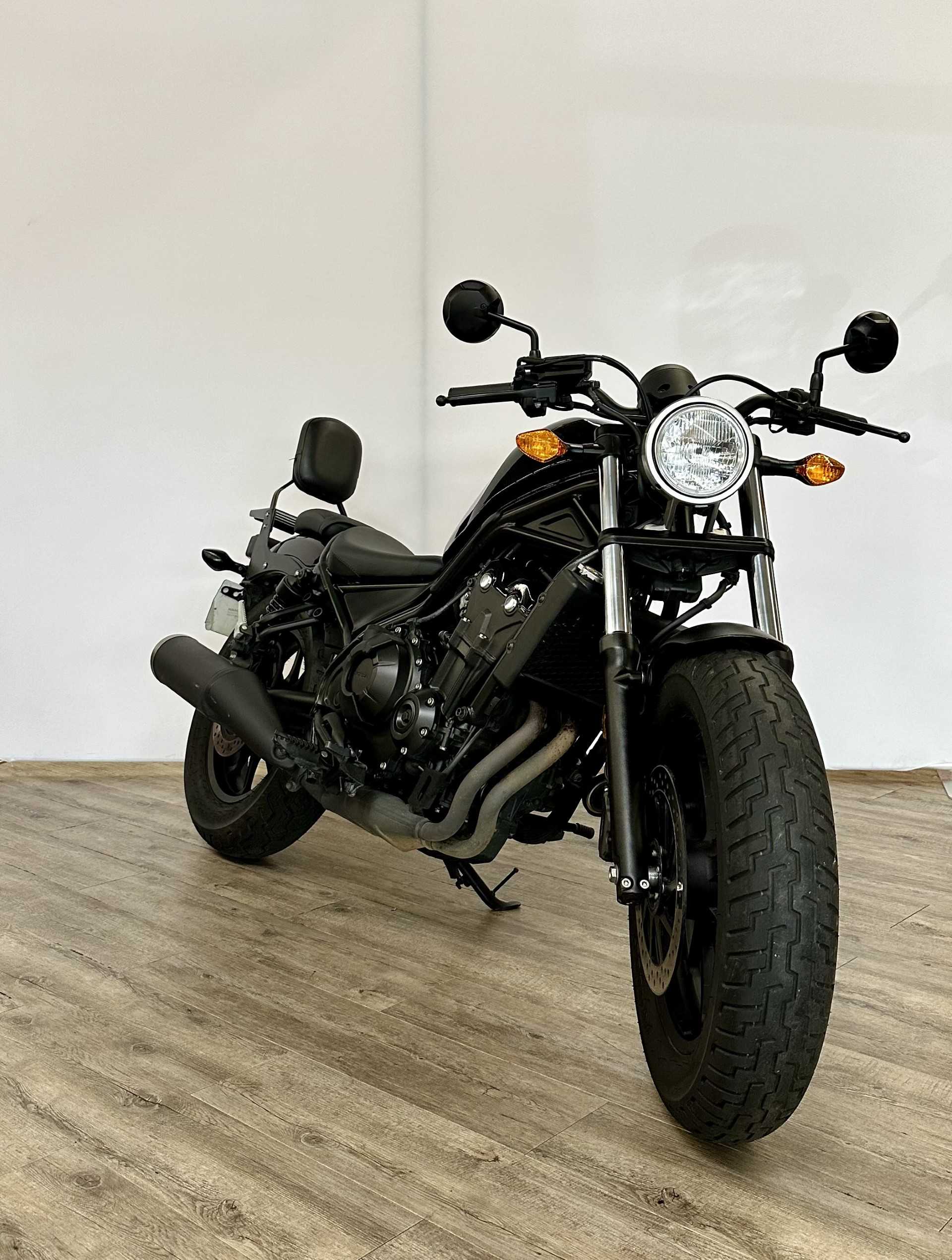 Honda CMX 500 Rebel 2020 HD vue 3/4 droite