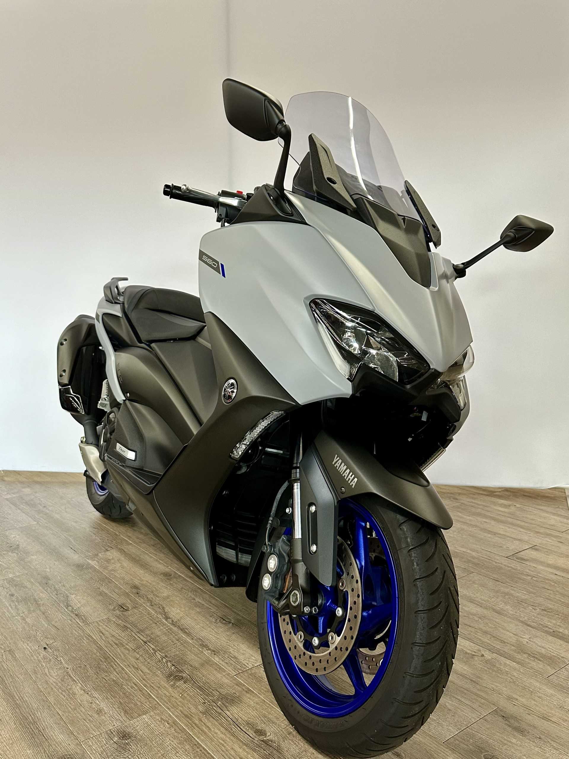 Yamaha XP 560 T-Max 2020 HD vue 3/4 droite