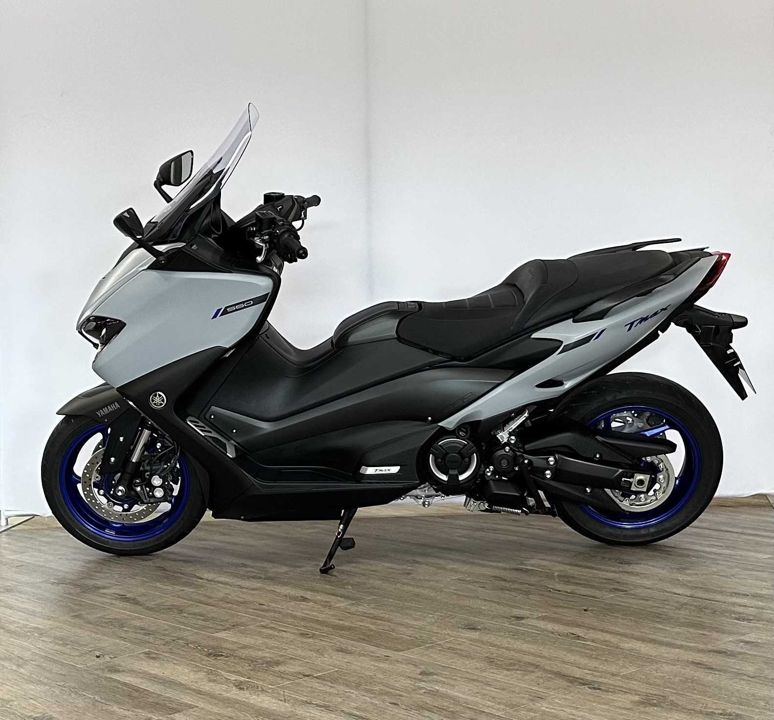 Yamaha XP 560 T-Max 2020 HD vue gauche