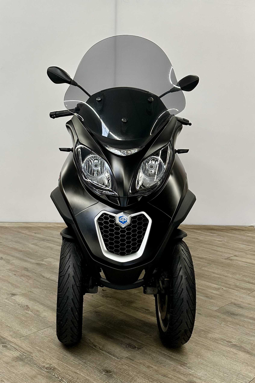 Piaggio MP3 500 LT Sport 2016 vue avant