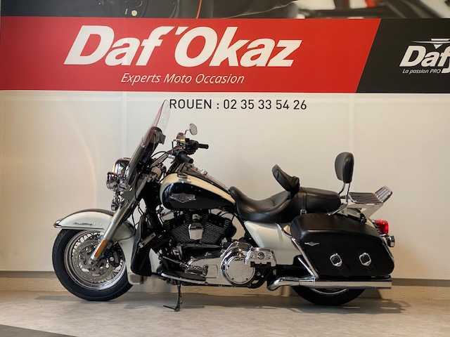 Harley-Davidson ROADKING FLHRC 2014 HD vue gauche