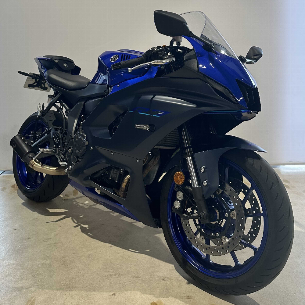 Yamaha YZF R7 2022 vue 3/4 droite