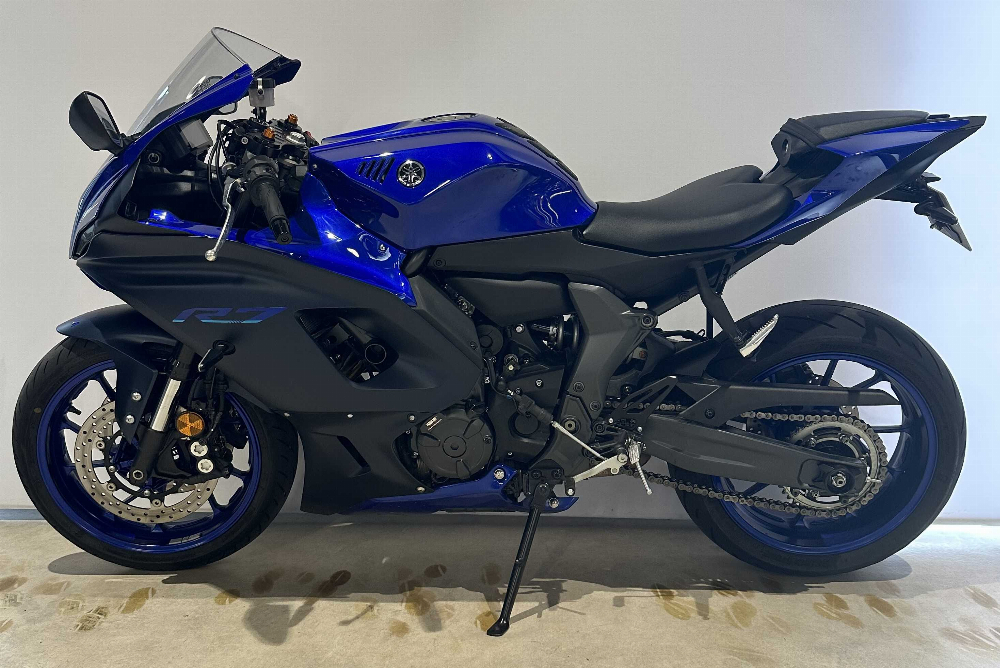 Yamaha YZF R7 2022 vue gauche