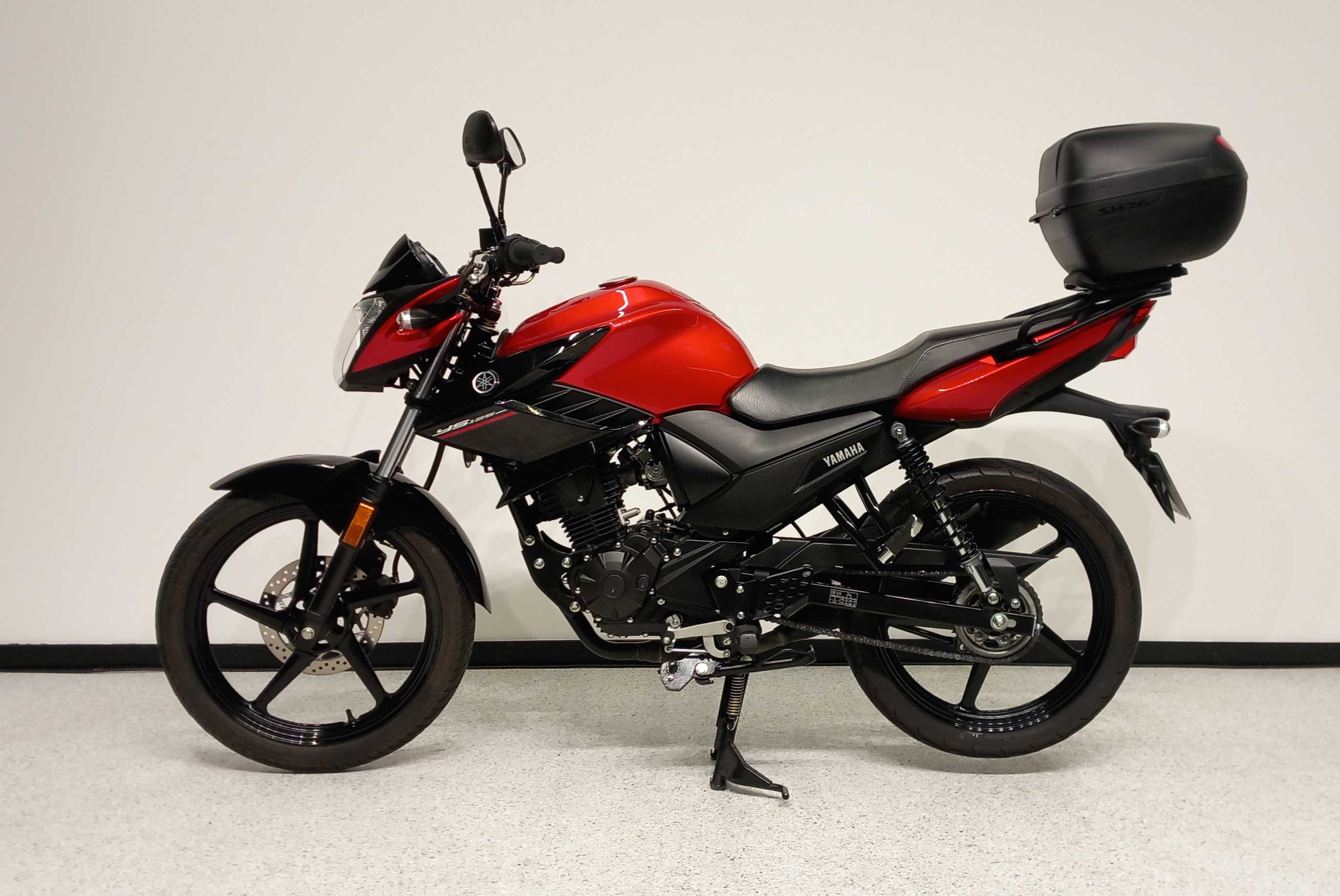 Yamaha YS 125 2018 HD vue gauche