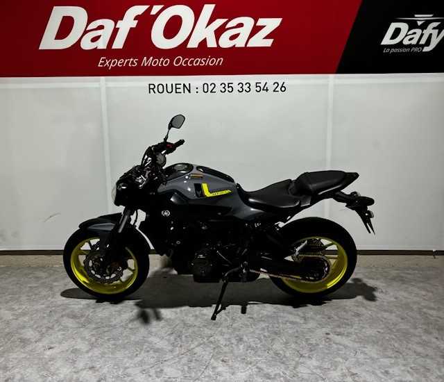 Yamaha MT-07 ABS 2017 vue gauche