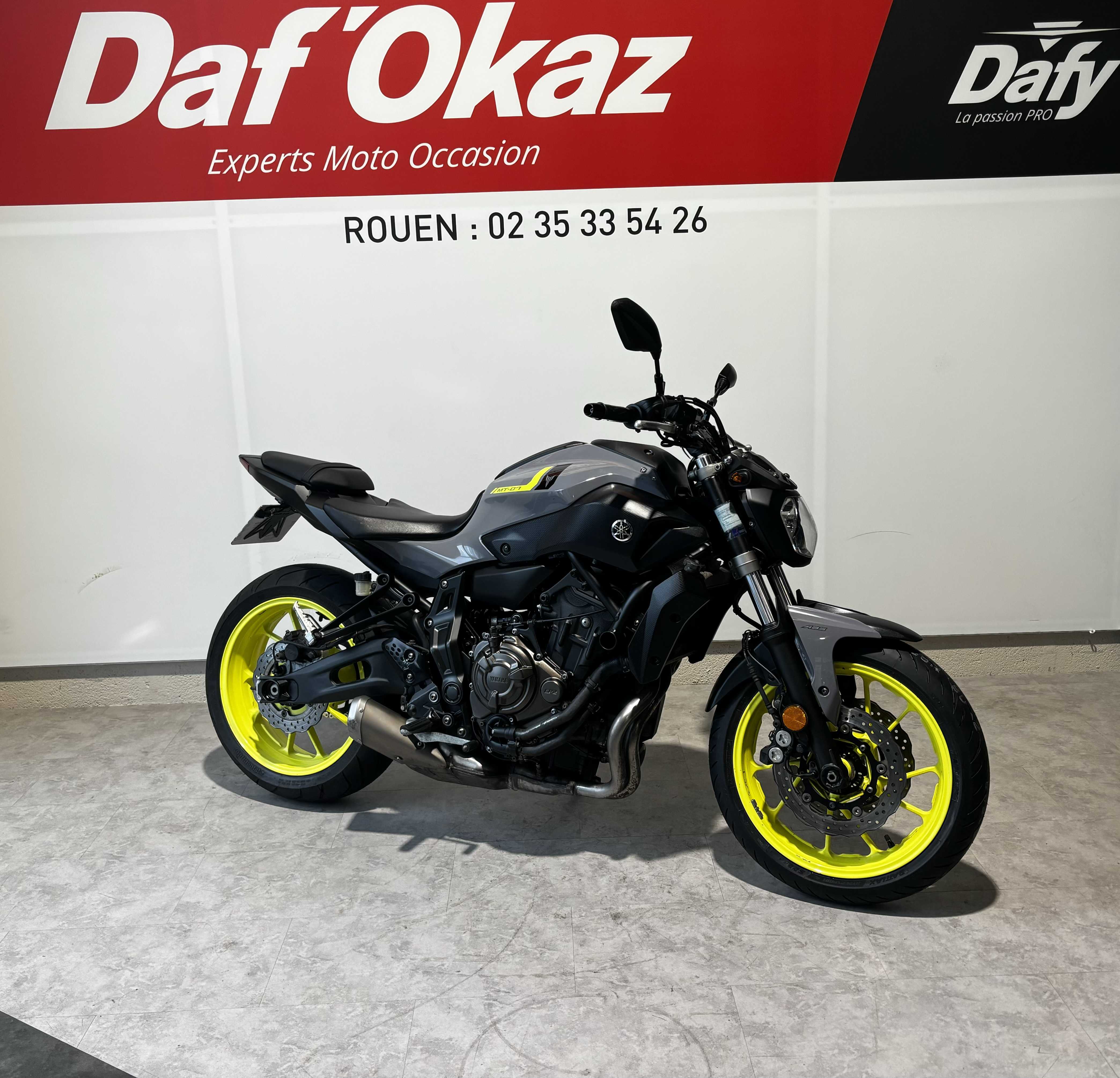 Yamaha MT-07 ABS 2017 HD vue 3/4 droite