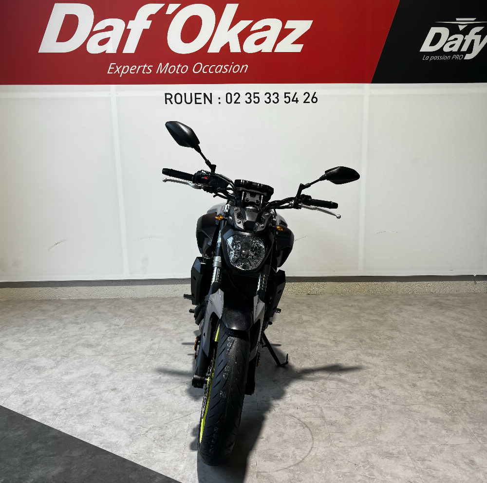 Yamaha MT-07 ABS 2017 vue avant