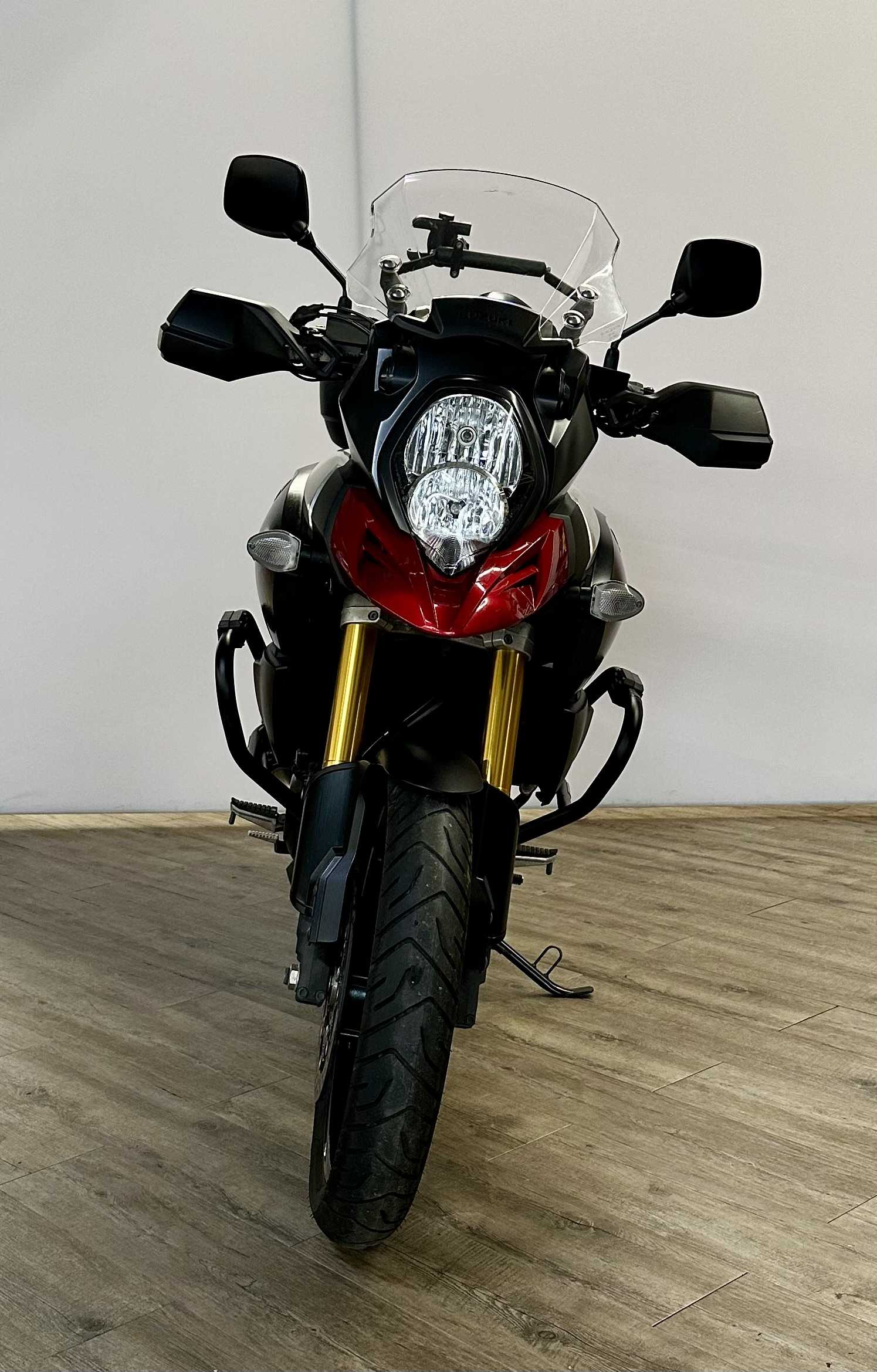 Suzuki DL 1000 V-Strom 2014 HD vue avant