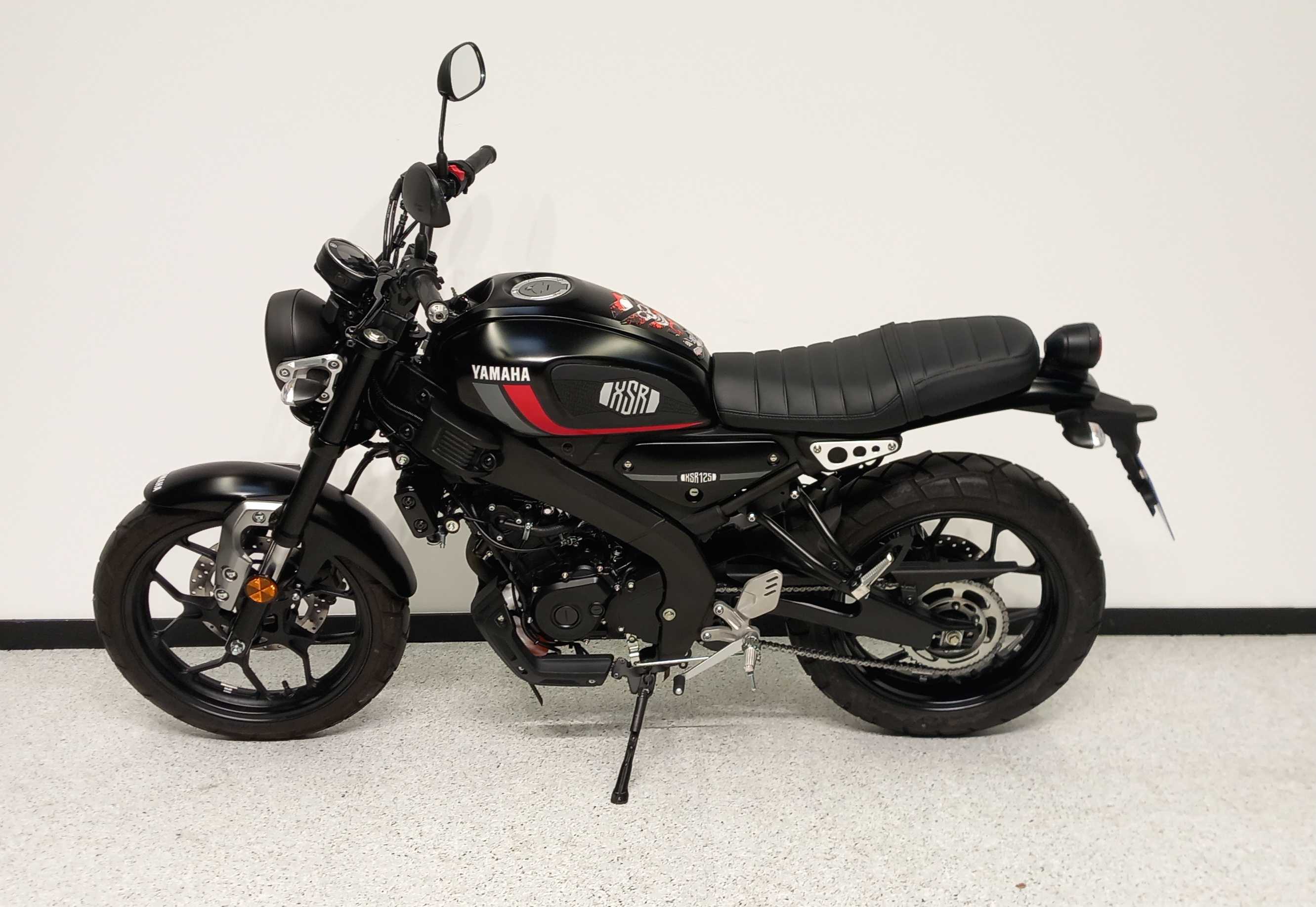 Yamaha XSR 125 2021 HD vue gauche