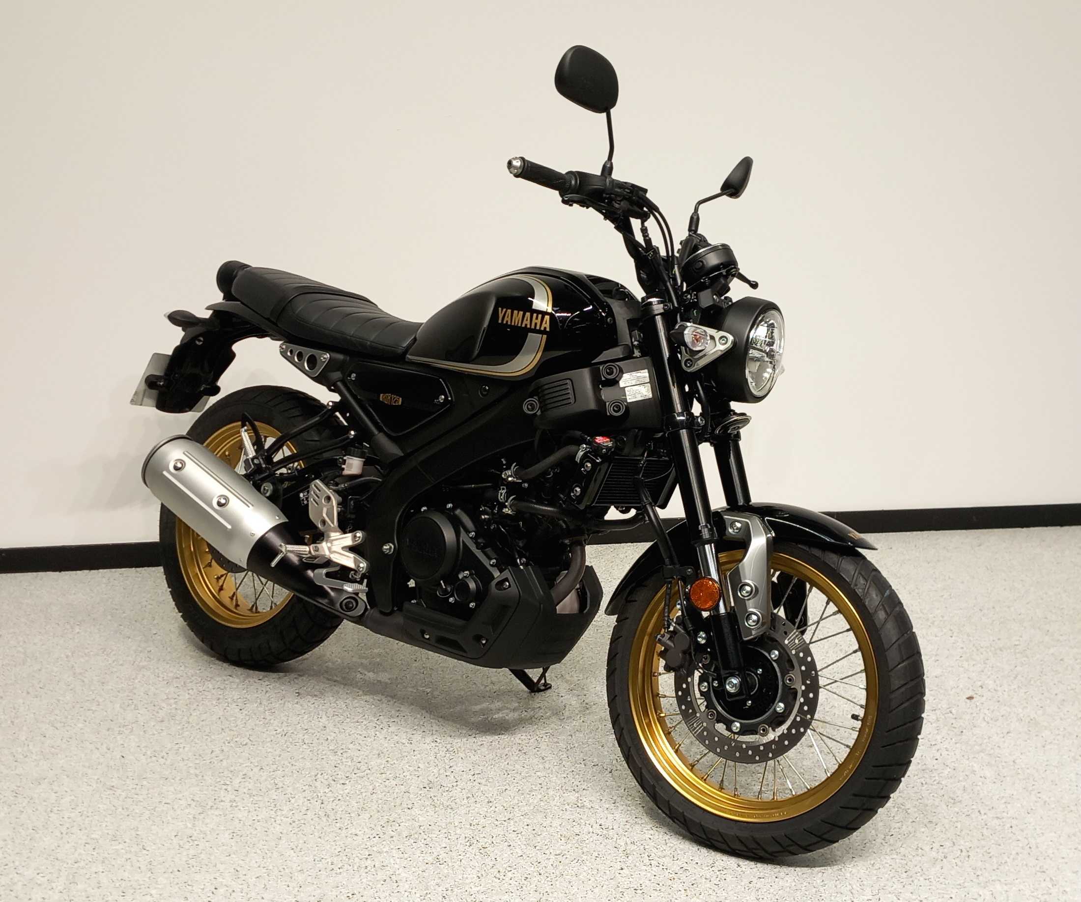 Yamaha XSR 125 2022 HD vue 3/4 droite