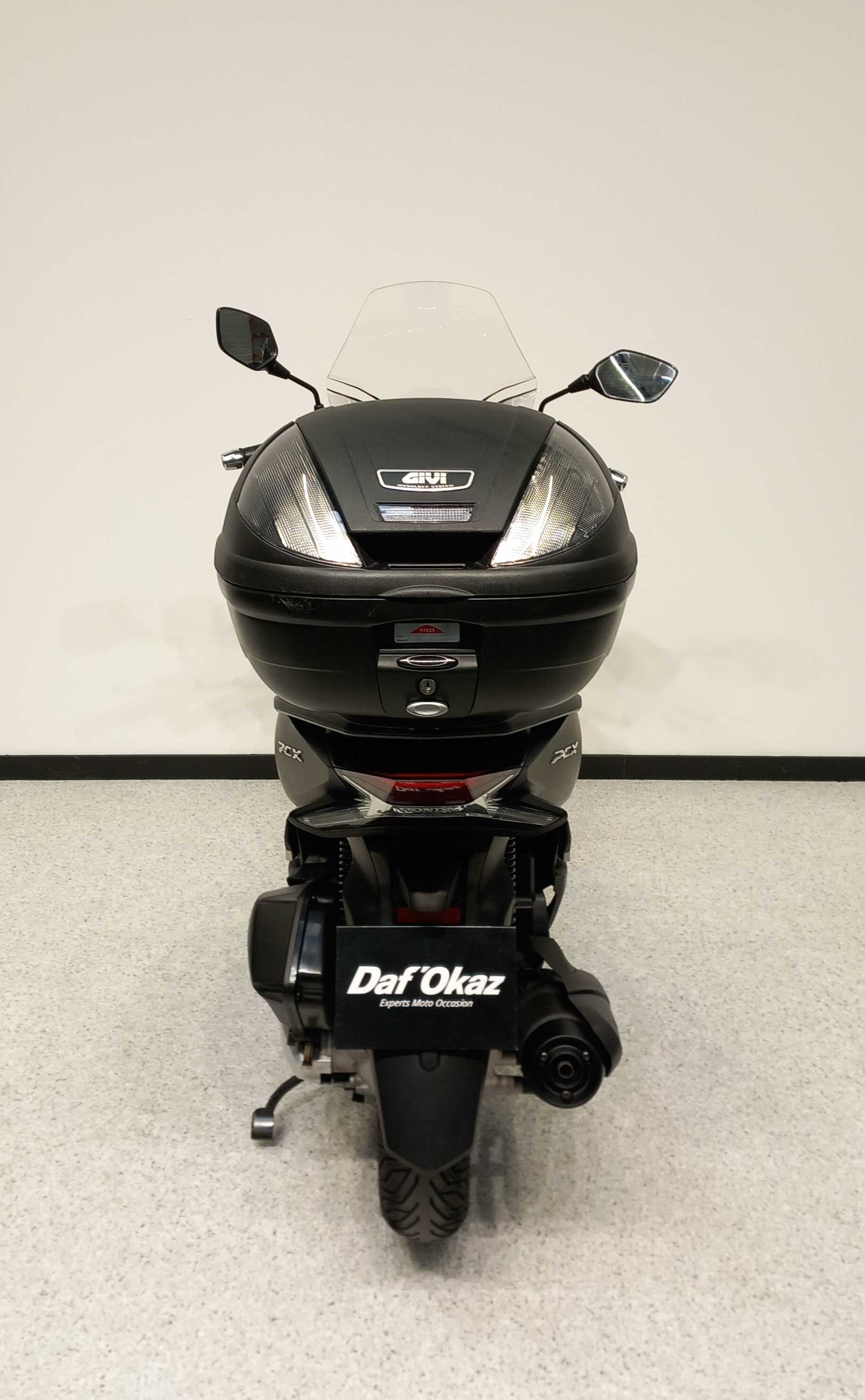 Honda PCX 125 2021 HD vue arrière