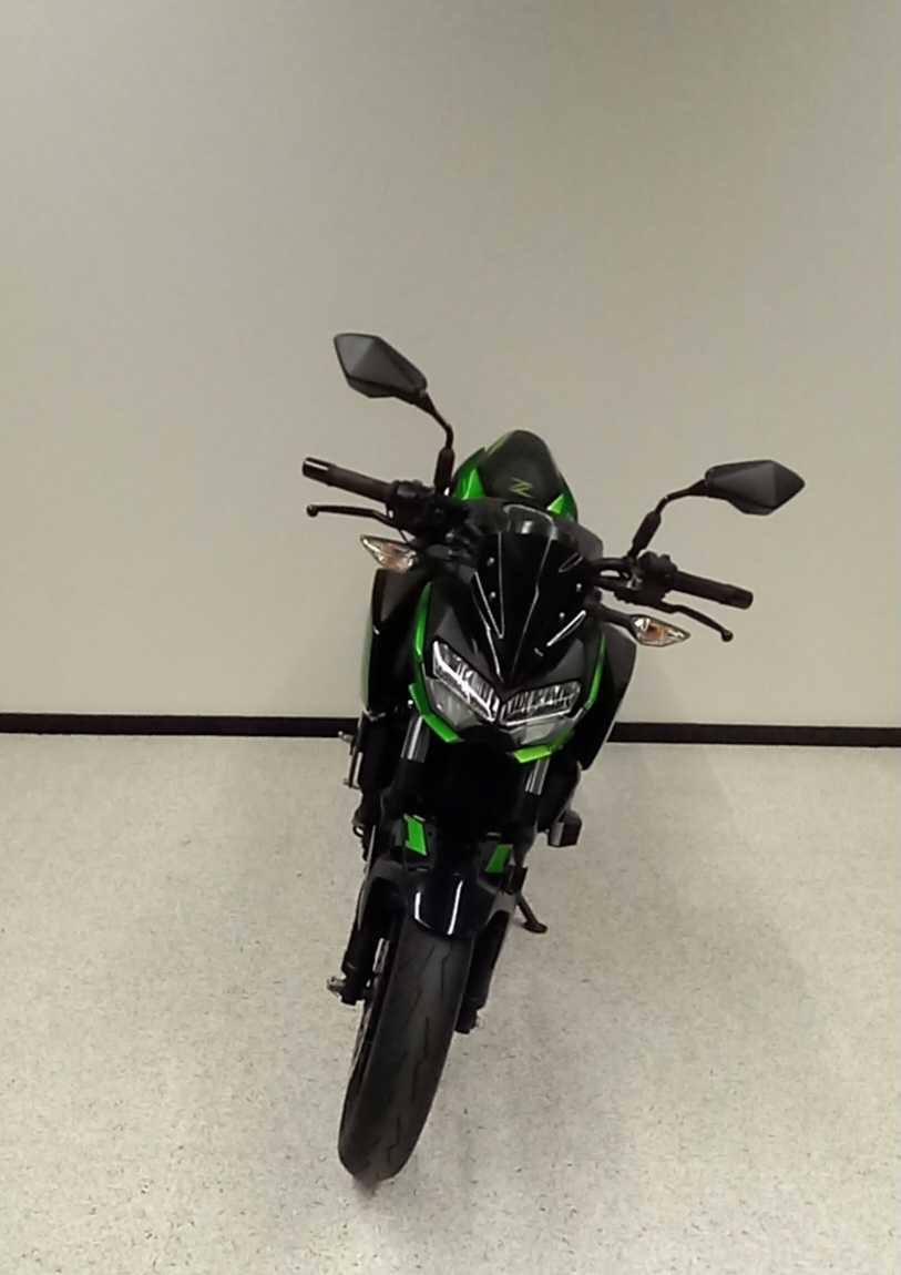 Kawasaki Z 400 2021 HD vue avant