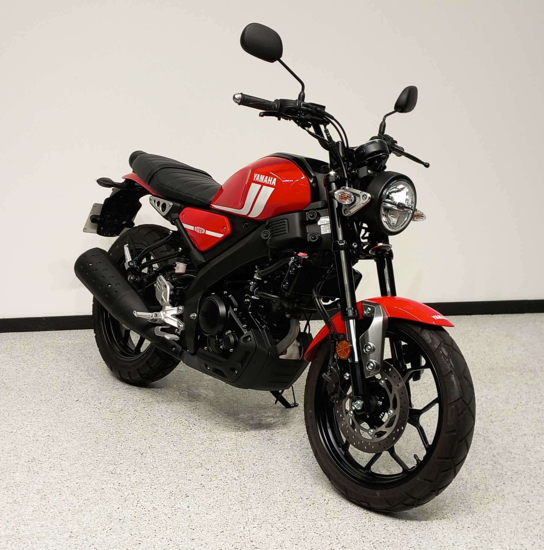 Yamaha XSR 125 2021 HD vue 3/4 droite