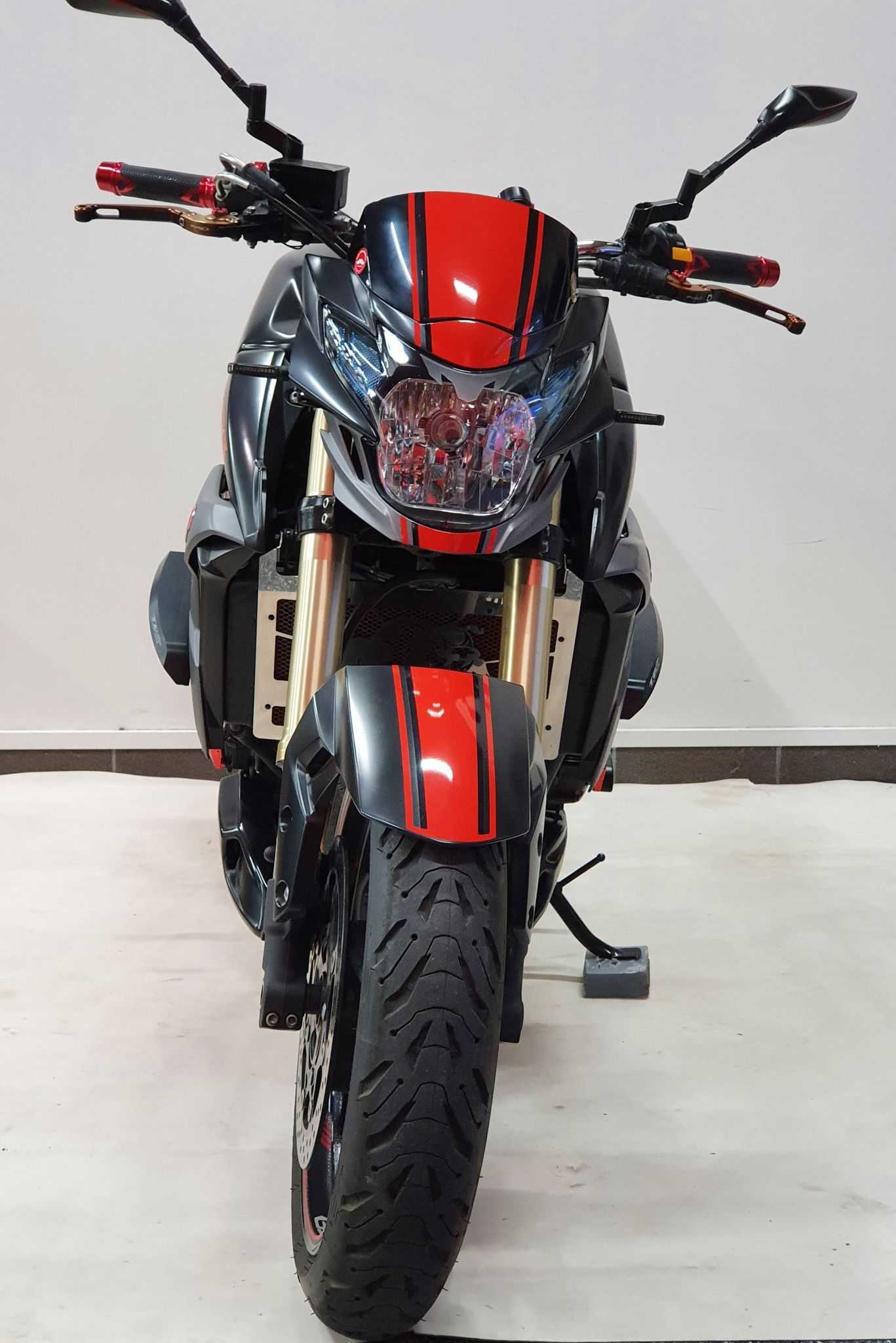 Suzuki GSR 750 ABS 2014 HD vue avant