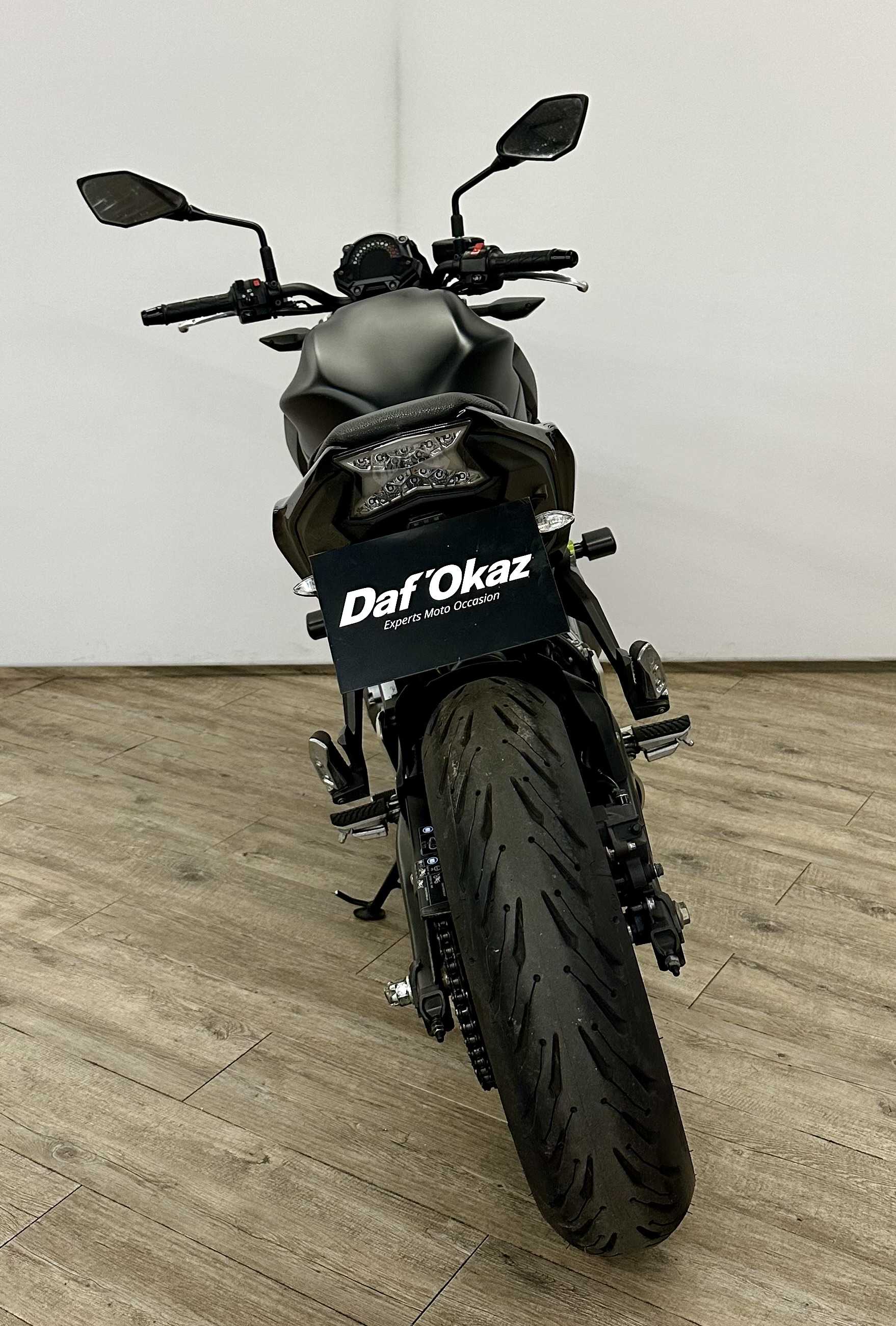 Kawasaki Z 650 2018 HD vue arrière
