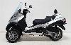 Aperçu Piaggio MP3 250 LT 2009 vue gauche