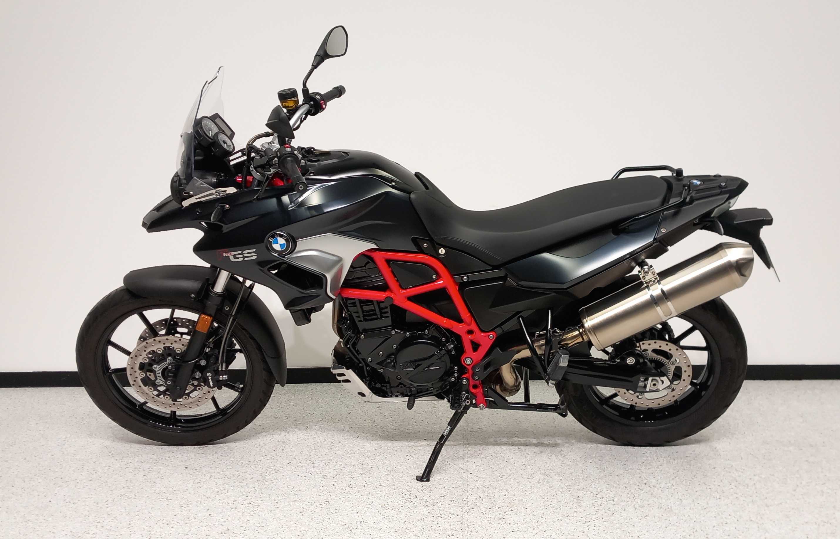 BMW F 700 GS 2017 HD vue gauche