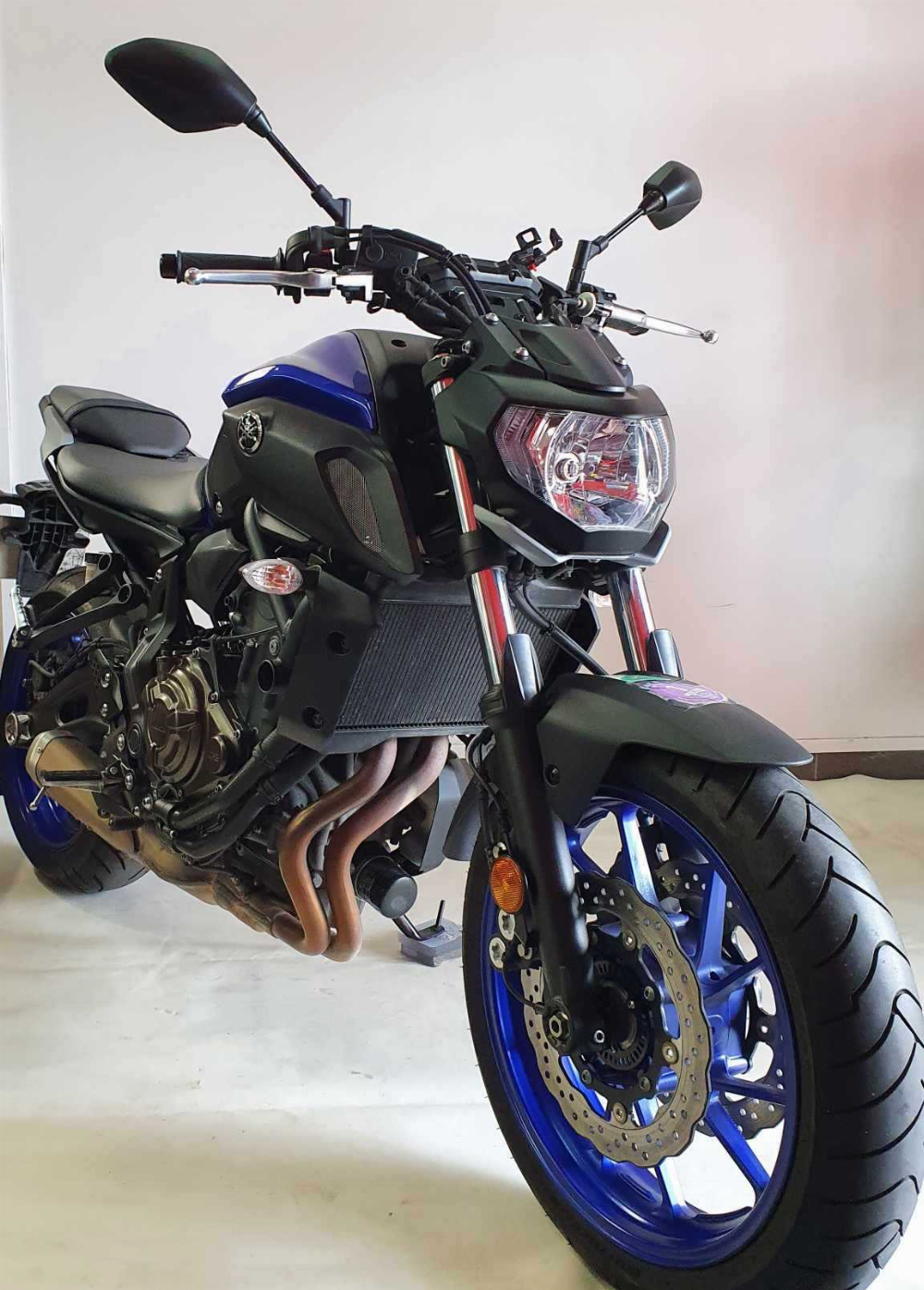 Yamaha MT-07 ABS 2021 vue 3/4 droite