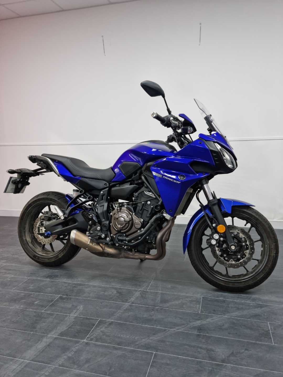 Yamaha Tracer 700 2023 HD vue 3/4 droite