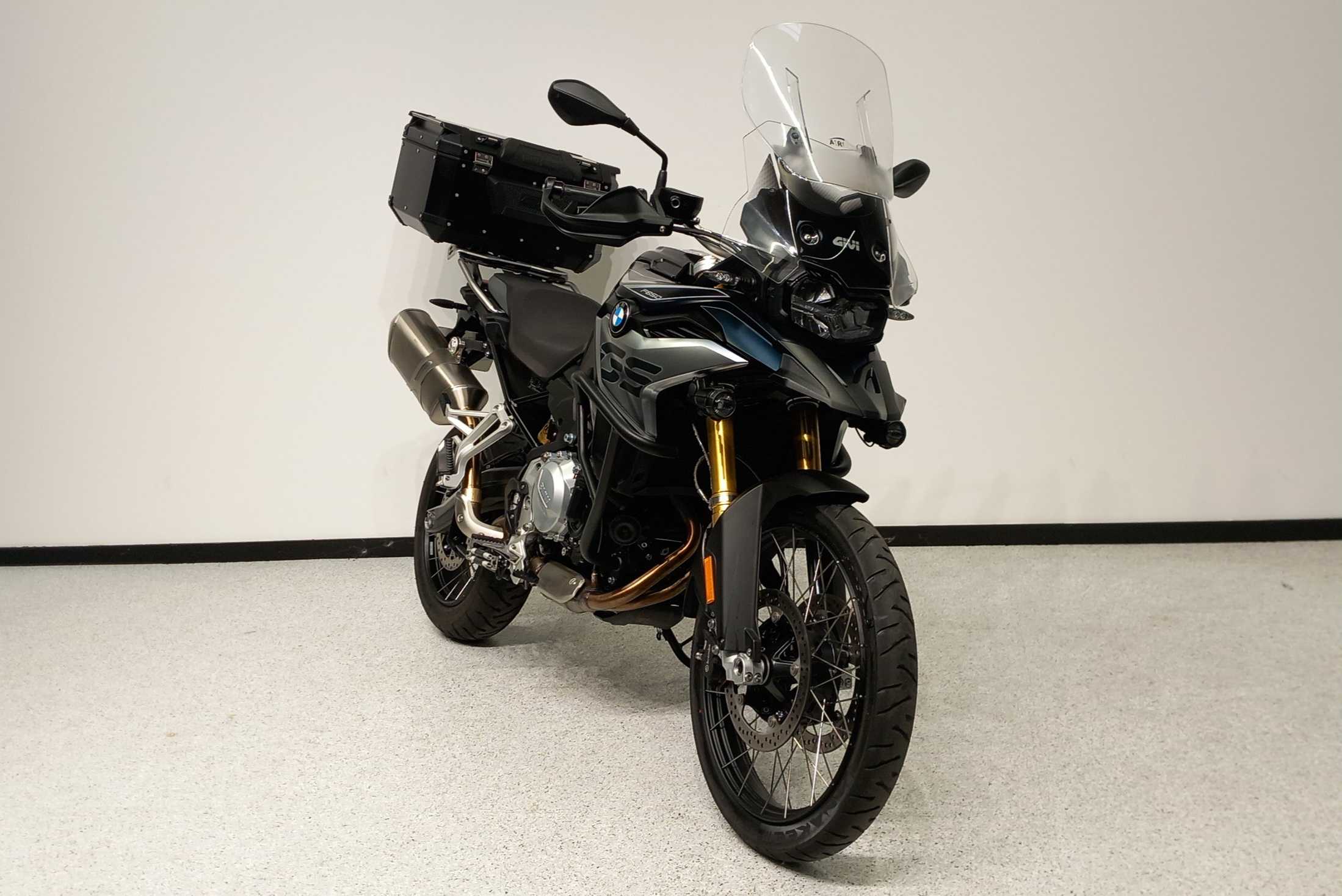 BMW F 850 GS 2019 HD vue 3/4 droite