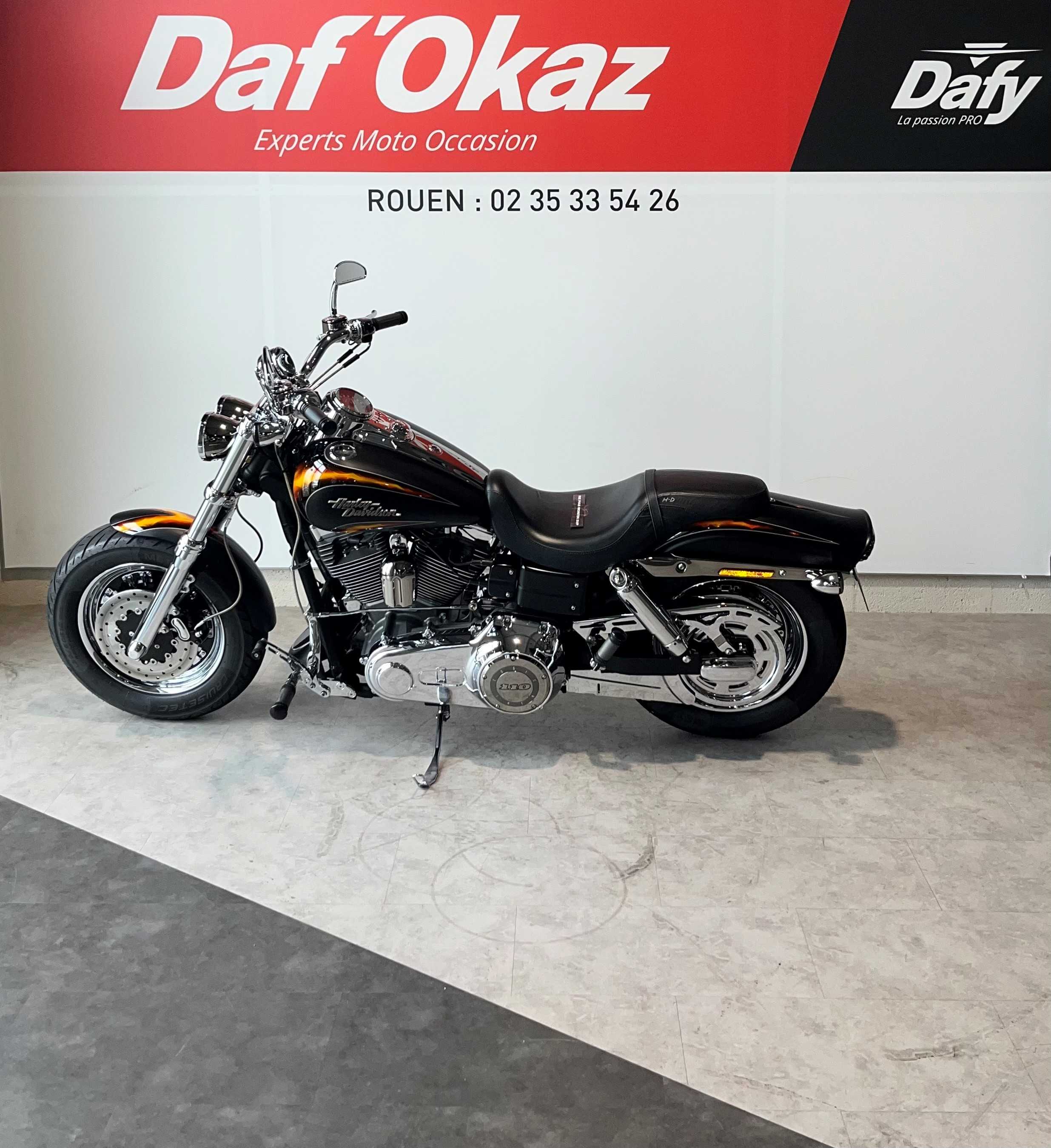 Harley-Davidson FAT BOB CVO CVO 2010 HD vue gauche