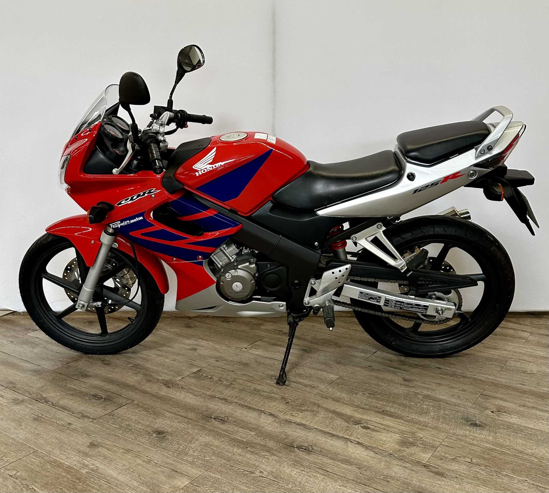 Honda CBR 125 R 2005 HD vue gauche