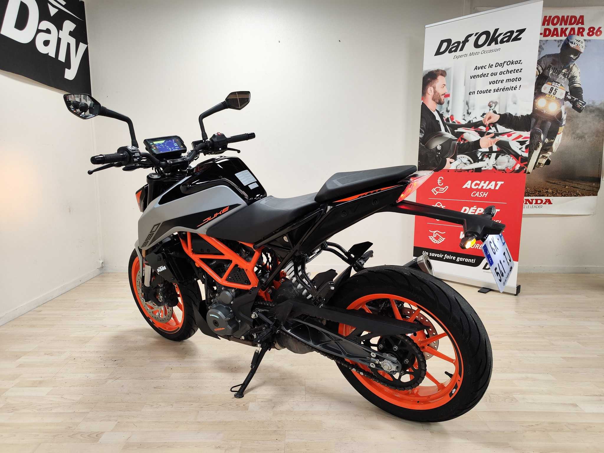 KTM 390 Duke 2021 HD vue arrière