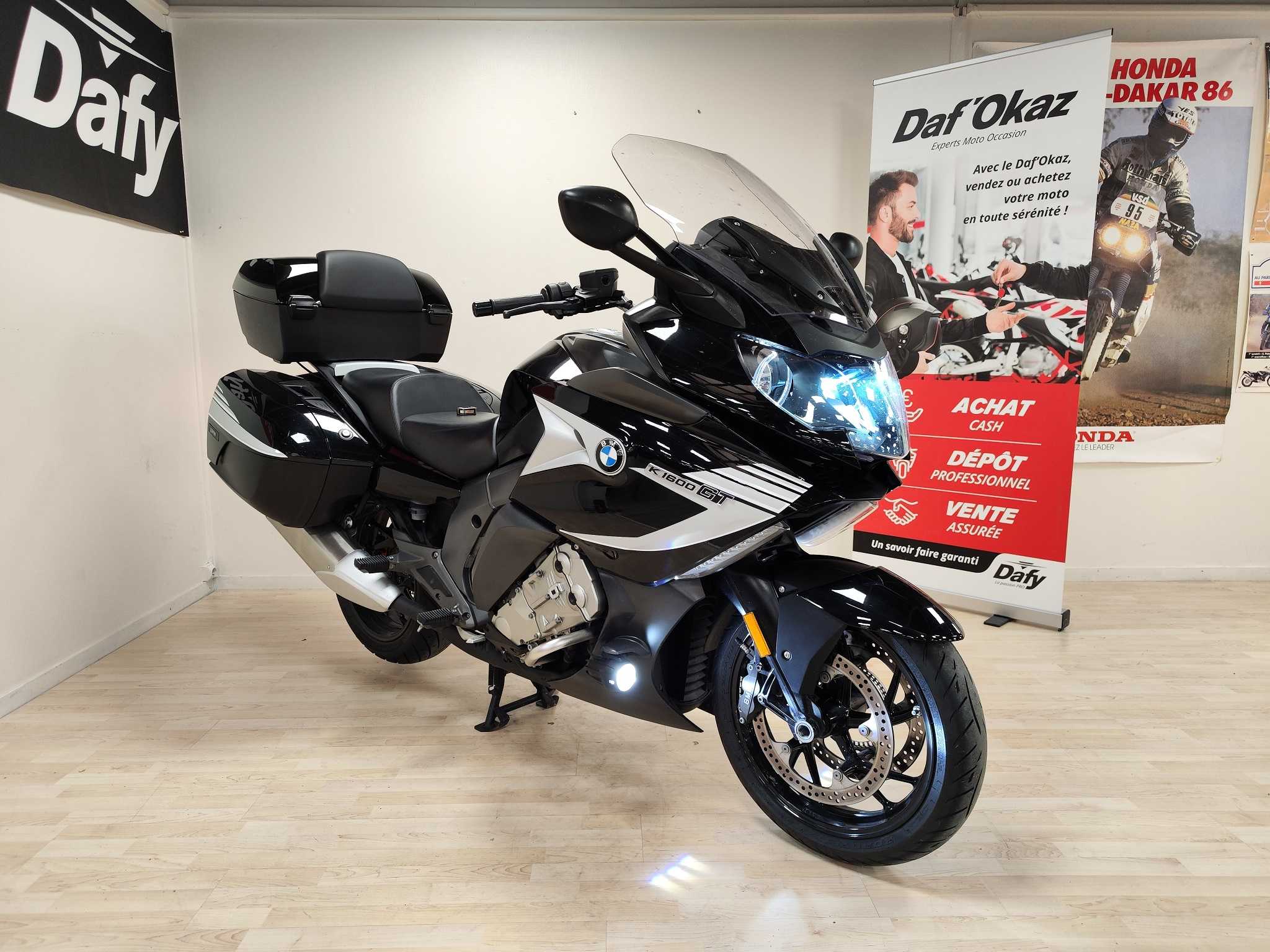 BMW K 1600 GT Sport 2016 HD vue 3/4 droite