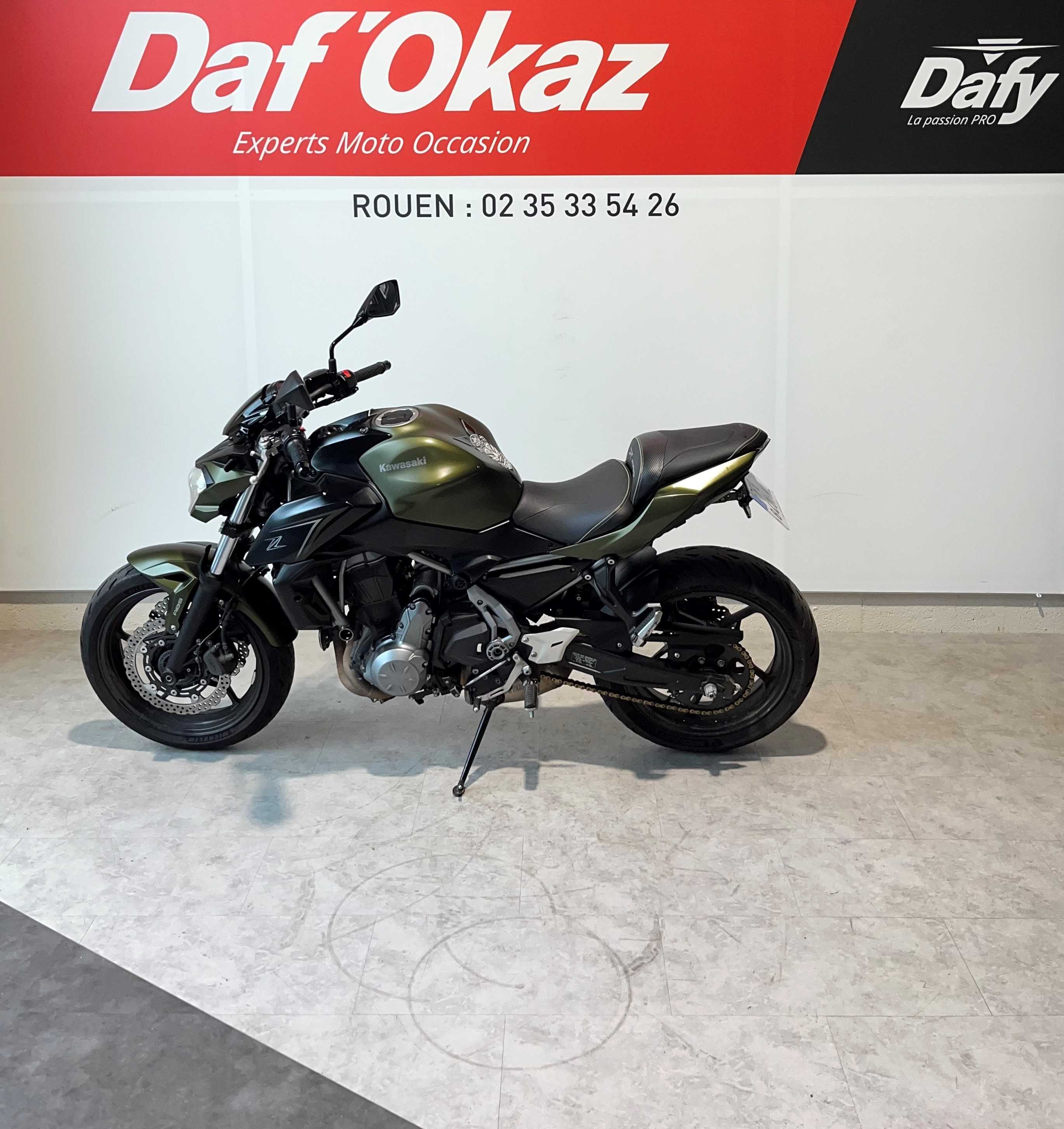 Kawasaki Z 650 2019 HD vue gauche