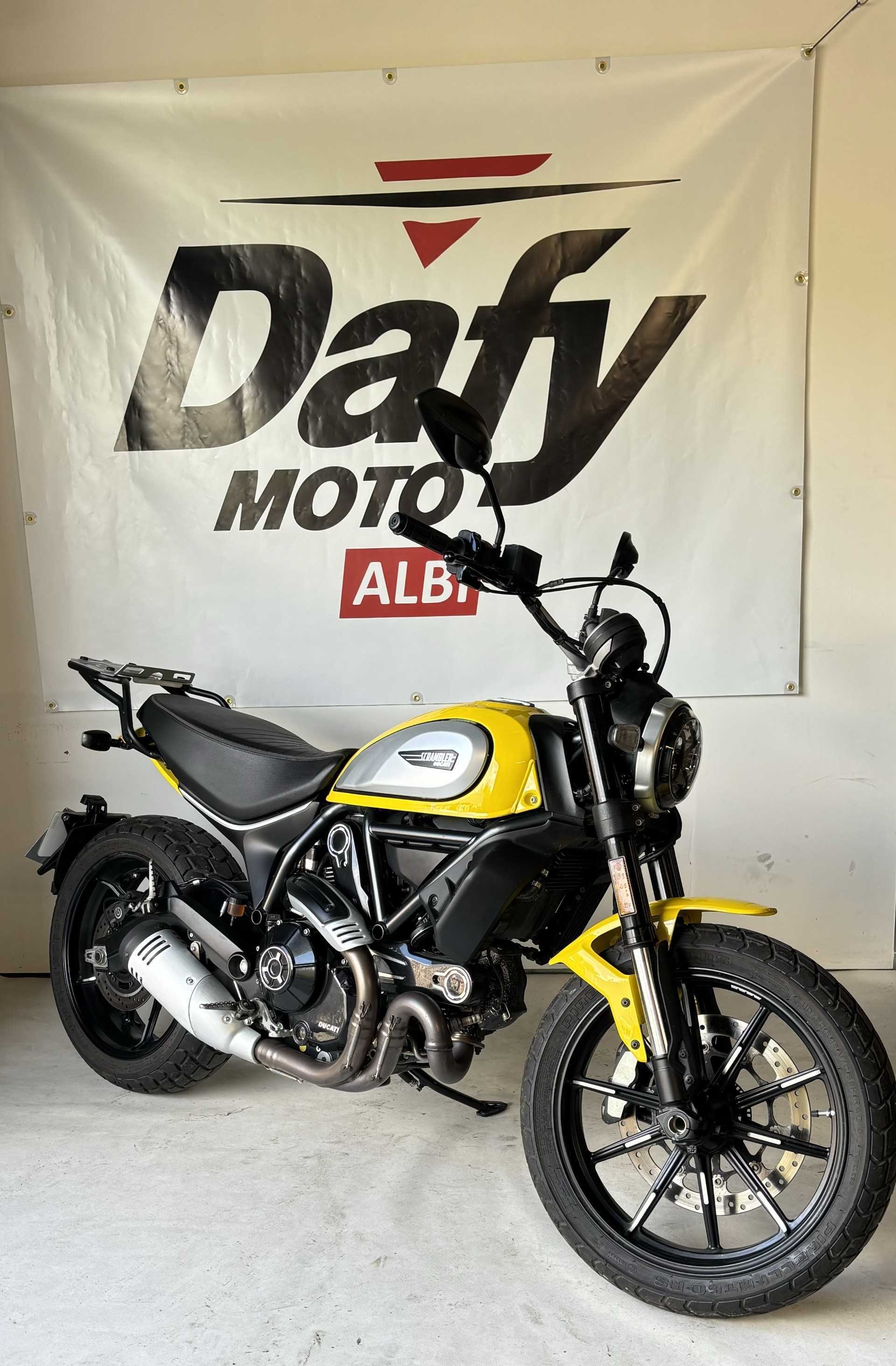 Ducati 800 Scrambler Icon 2019 HD vue 3/4 droite