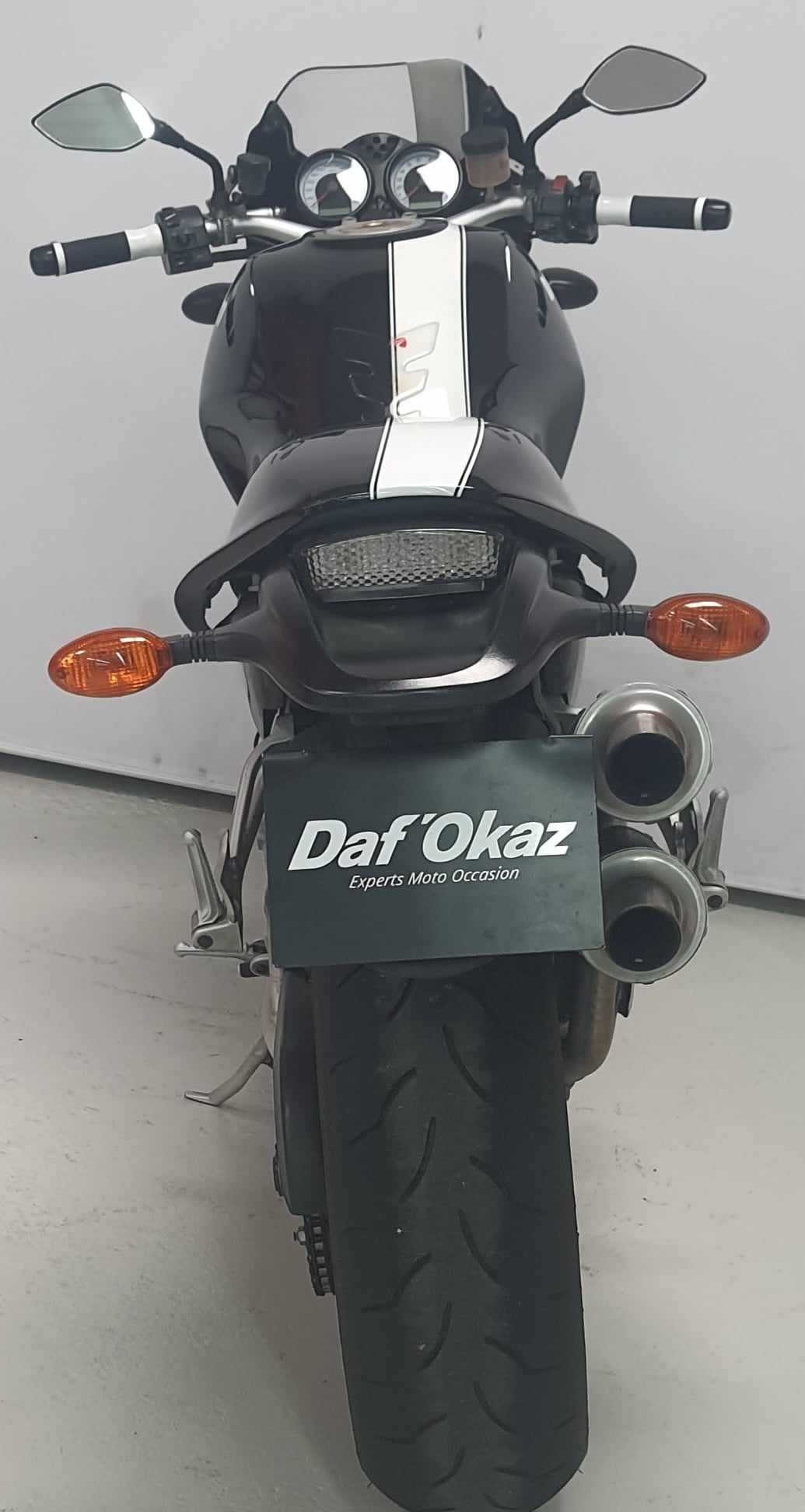 Ducati 1000 Monster S2R 2007 HD vue arrière