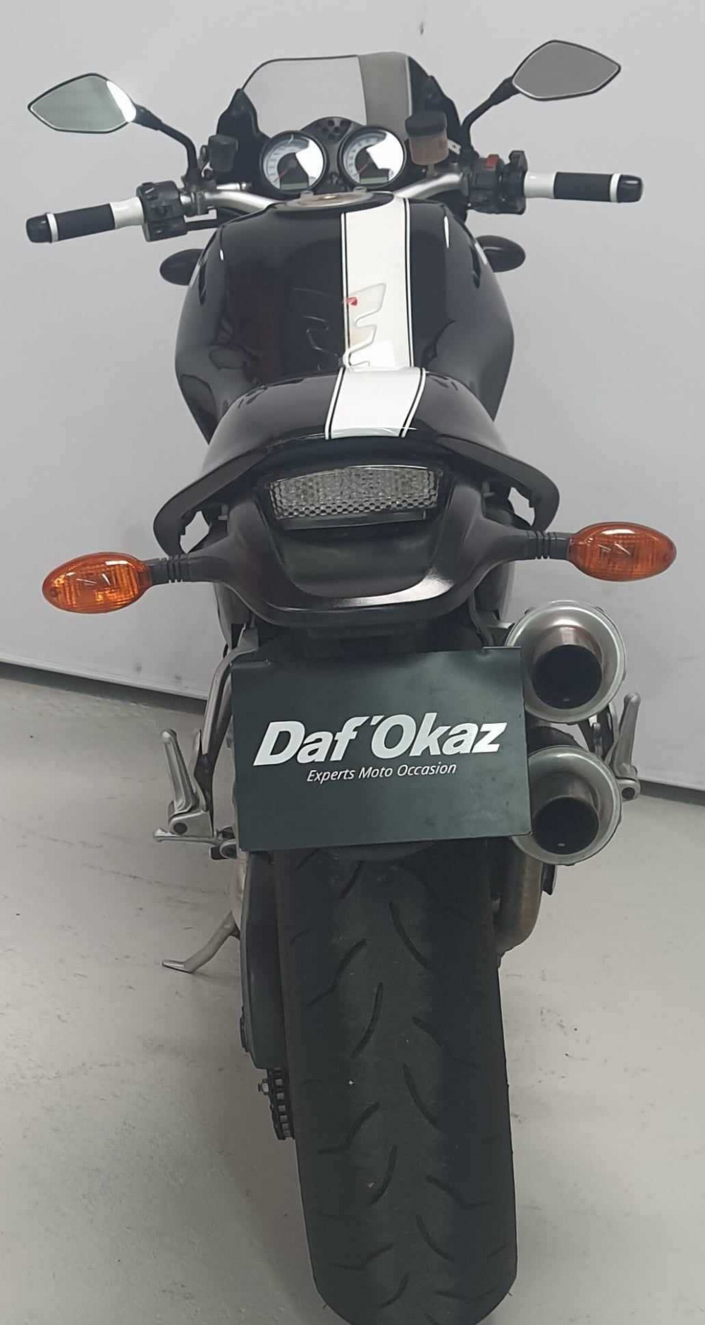 Ducati 1000 Monster S2R 2007 vue arrière