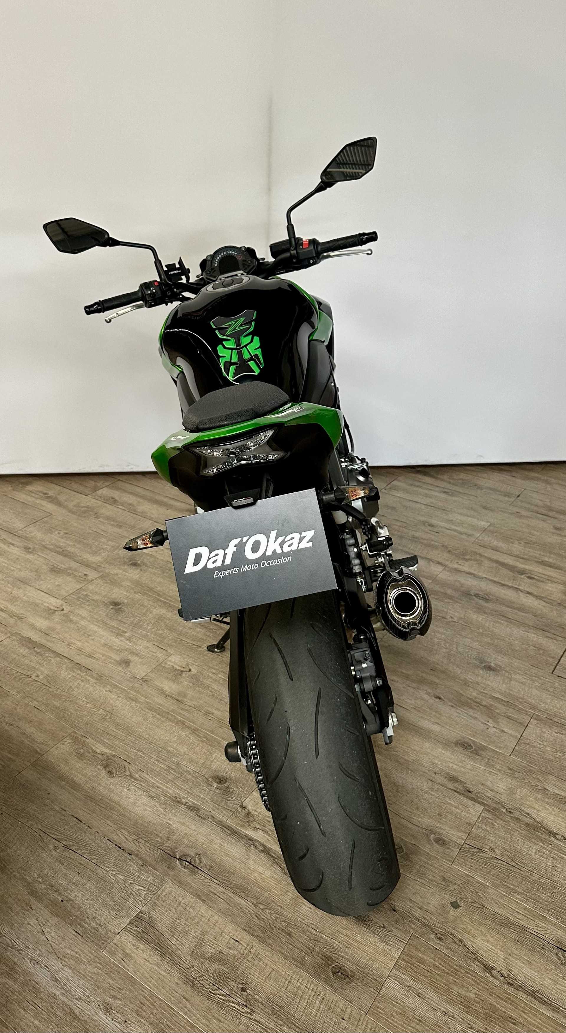 Kawasaki Z 900 2017 HD vue arrière