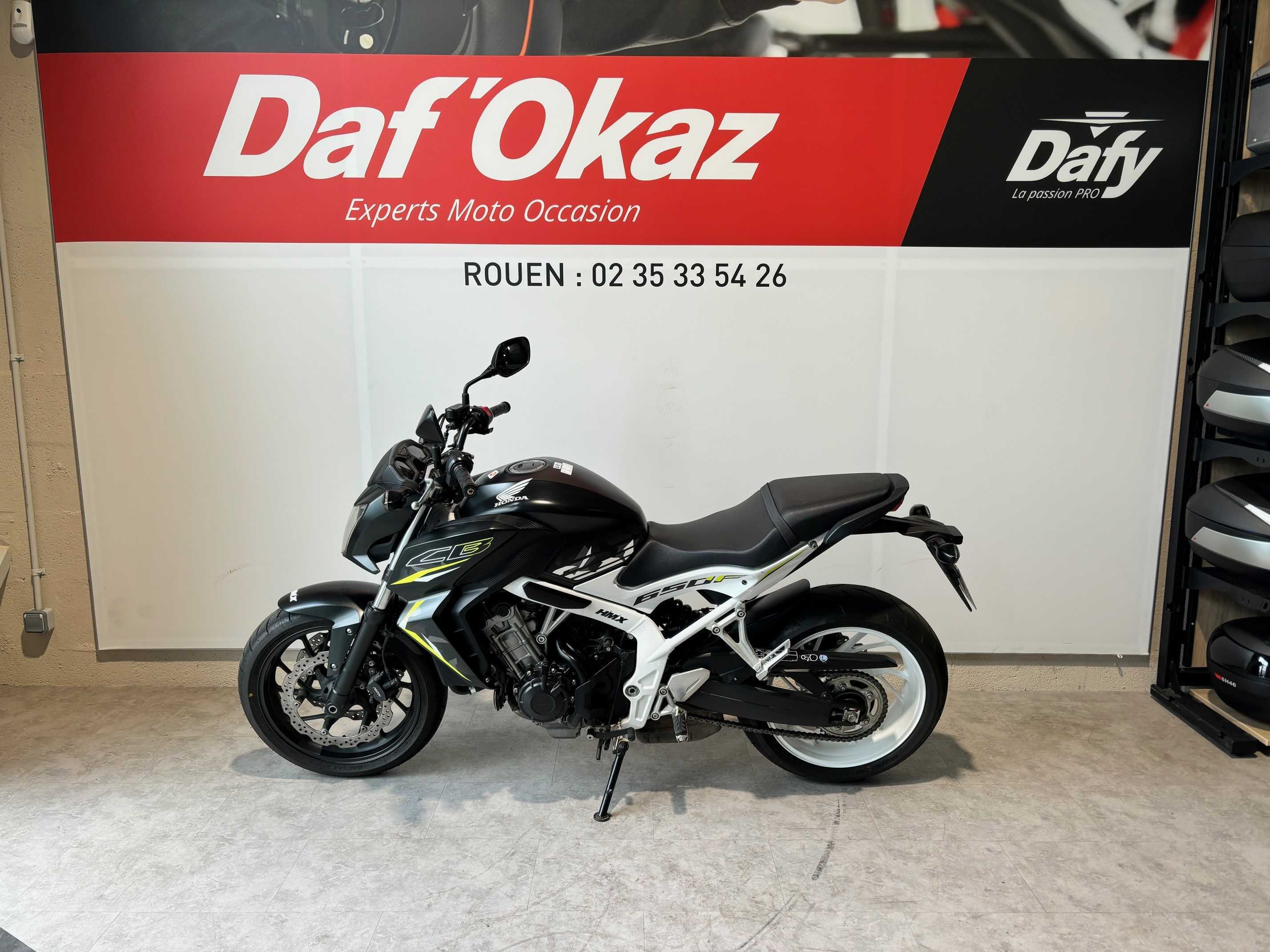 Honda CB 650 F ABS 2016 HD vue gauche