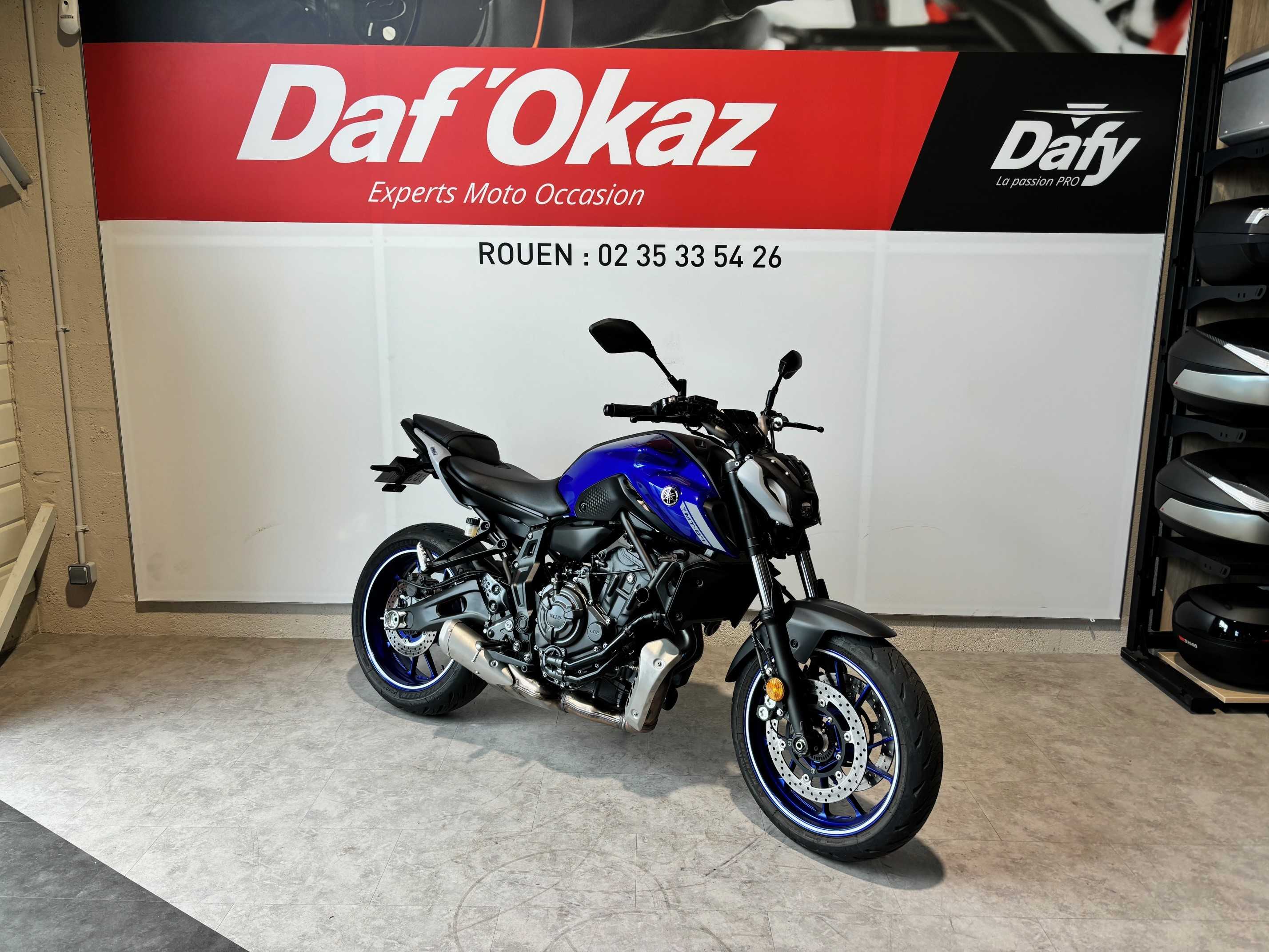 Yamaha MT-07 ABS 2021 HD vue 3/4 droite