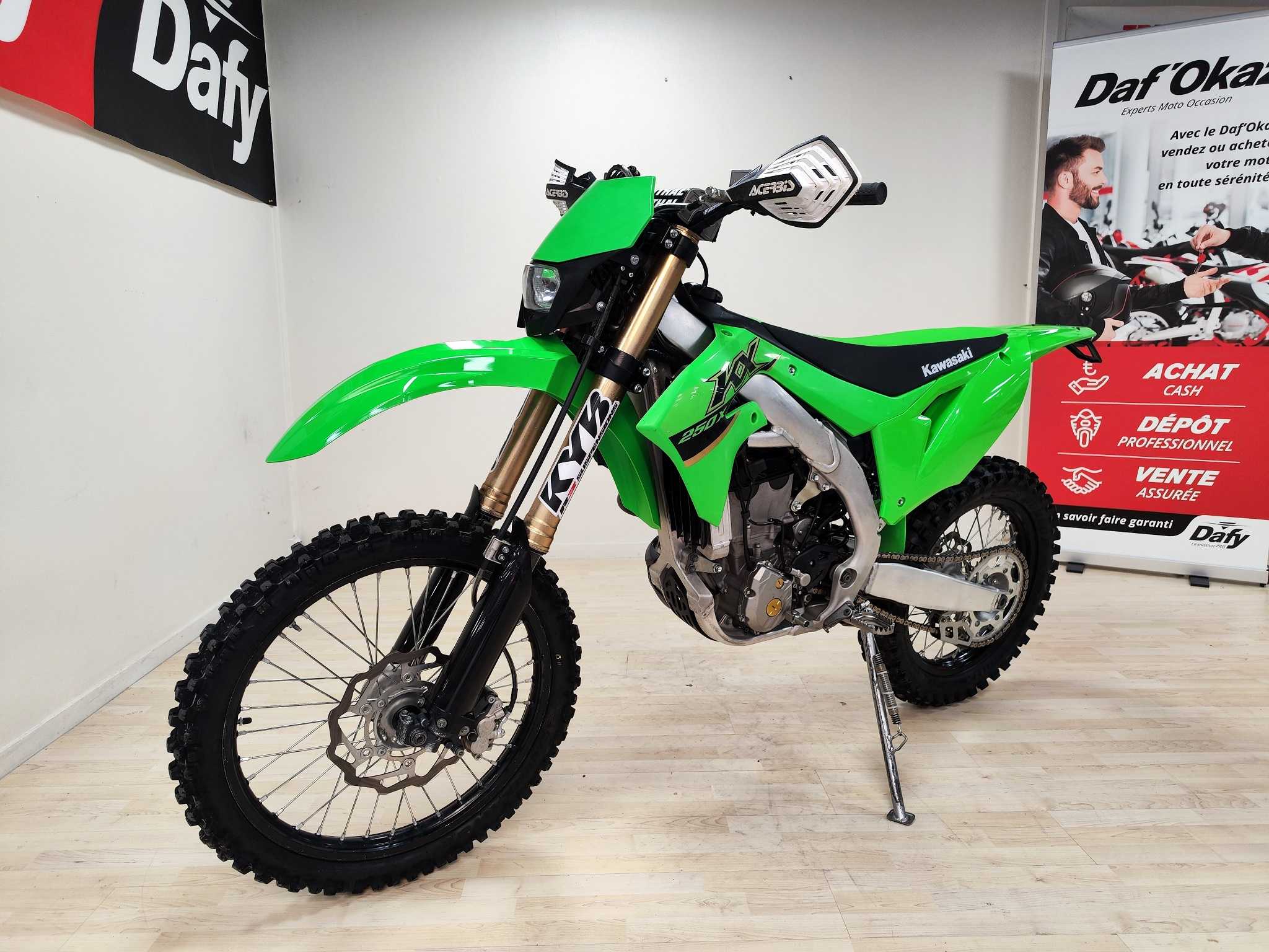 Kawasaki KX 250 X 2023 HD vue avant