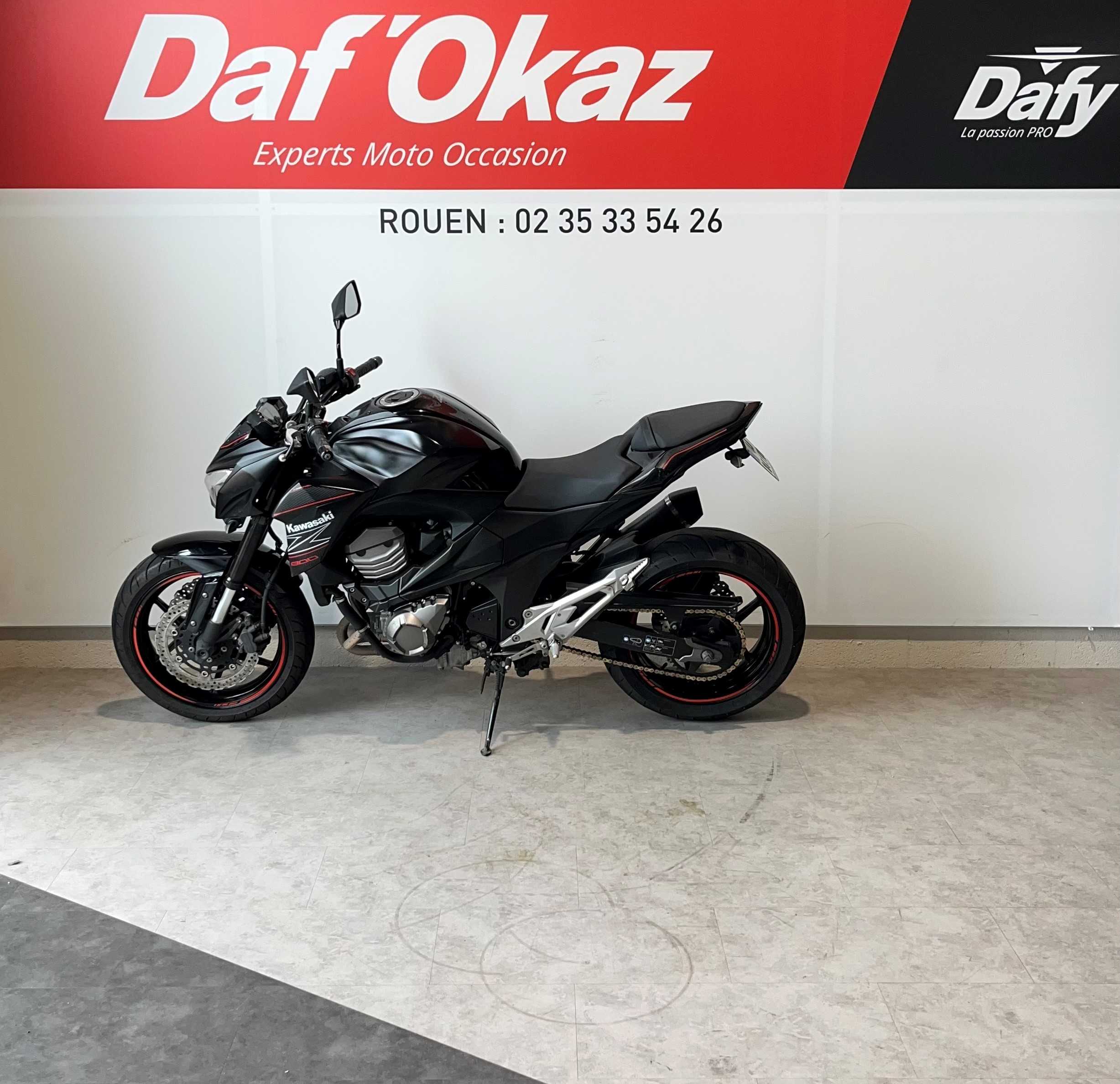 Kawasaki Z 800 E 2014 HD vue gauche