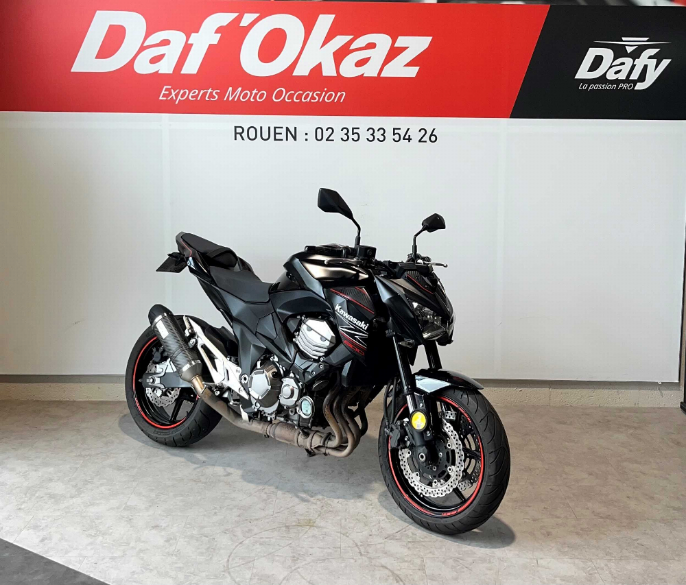 Kawasaki Z 800 E 2014 vue 3/4 droite