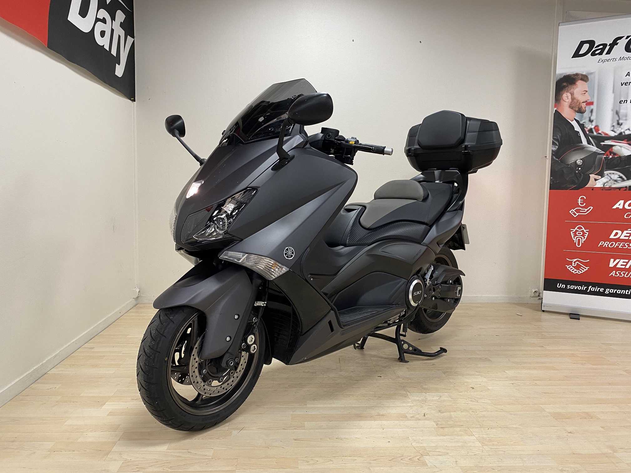 Yamaha XP 530 T-Max 2014 HD vue avant