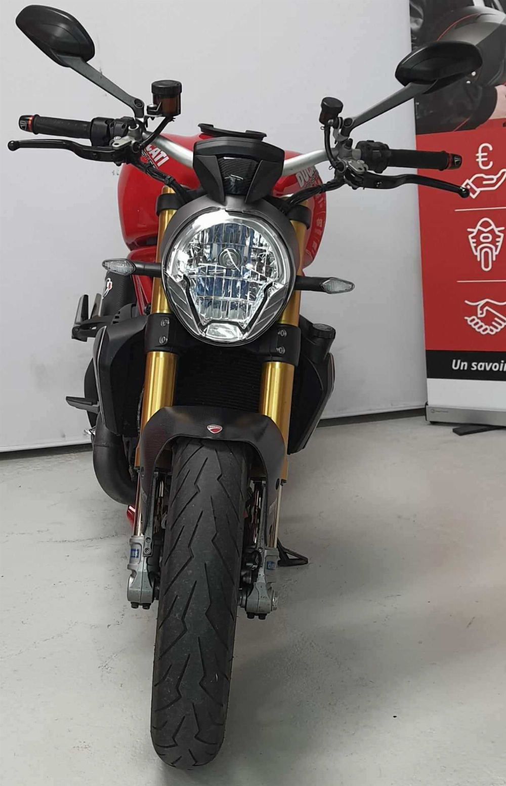 Ducati 1200 Monster S 2016 vue avant