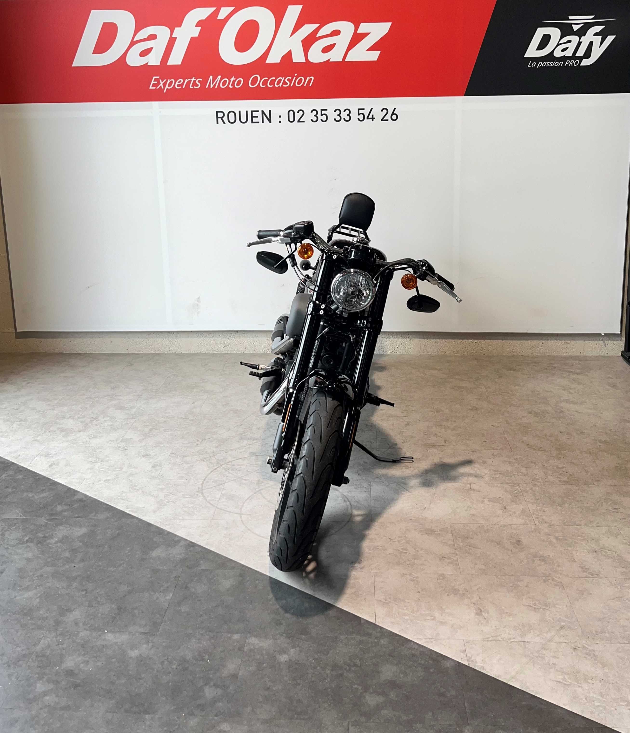 Harley-Davidson ROADSTER 1200 CX 2019 HD vue avant