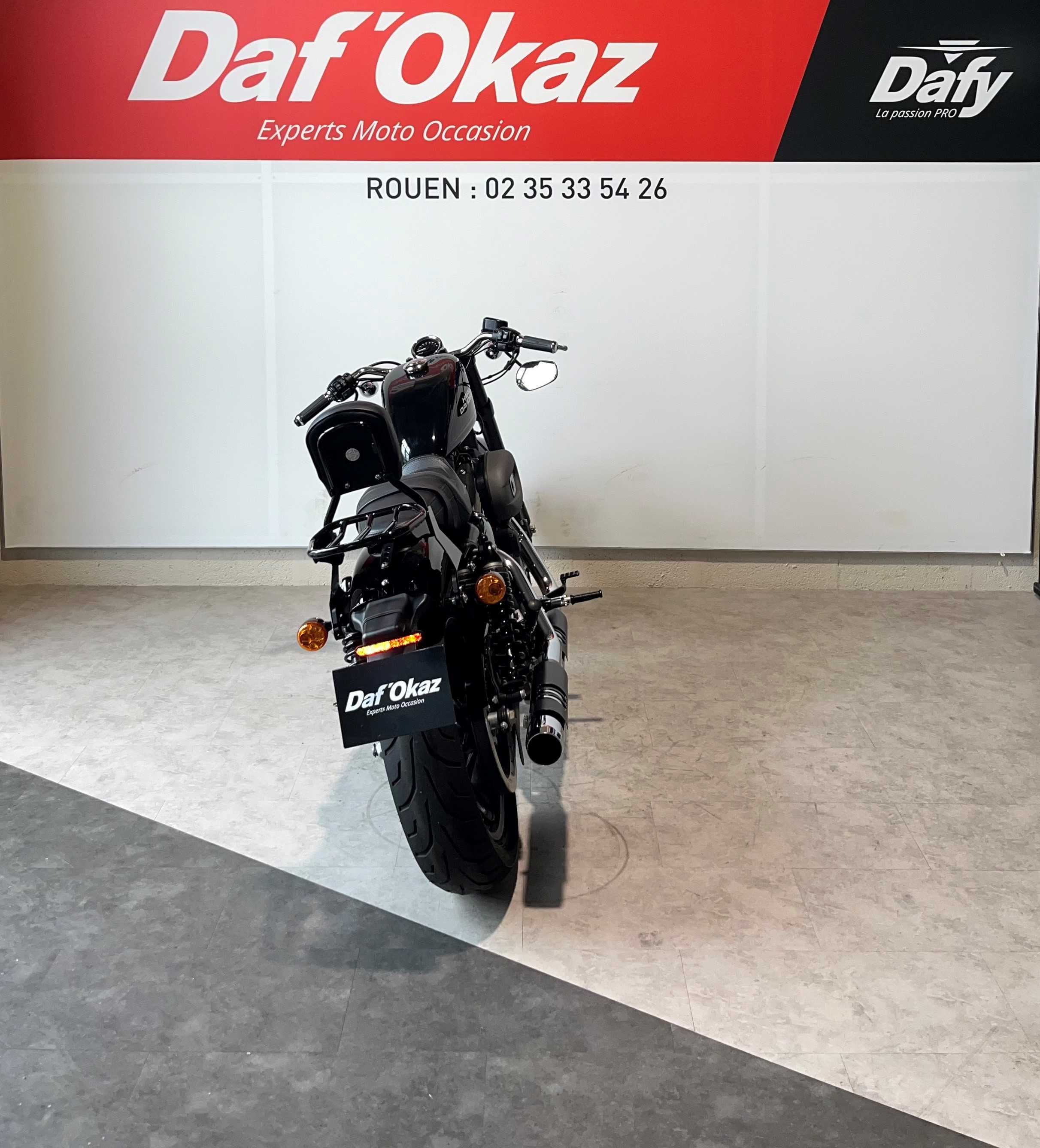 Harley-Davidson ROADSTER 1200 CX 2019 HD vue arrière