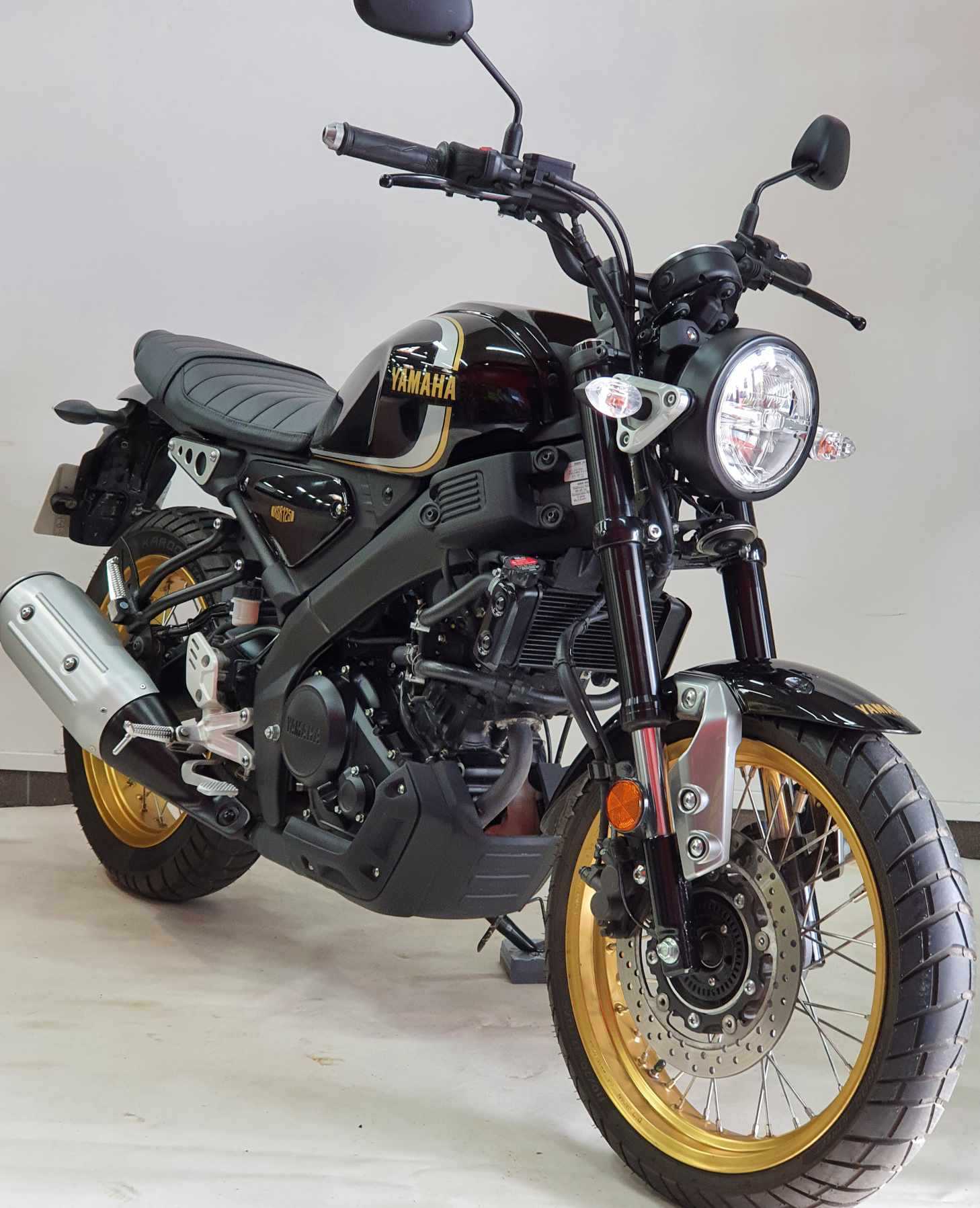 Yamaha XSR 125 2022 HD vue 3/4 droite