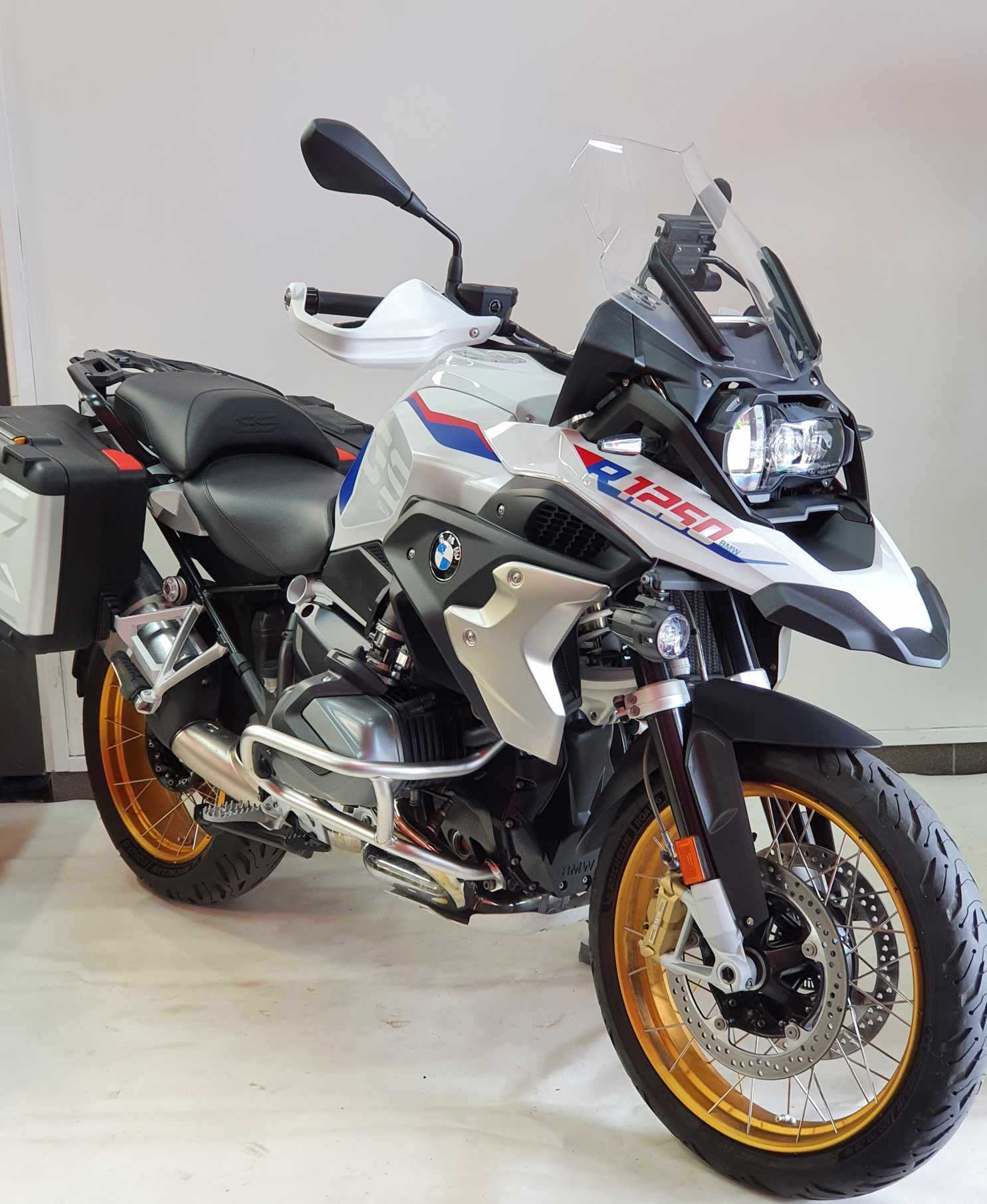 BMW R 1250 GS 2022 HD vue 3/4 droite