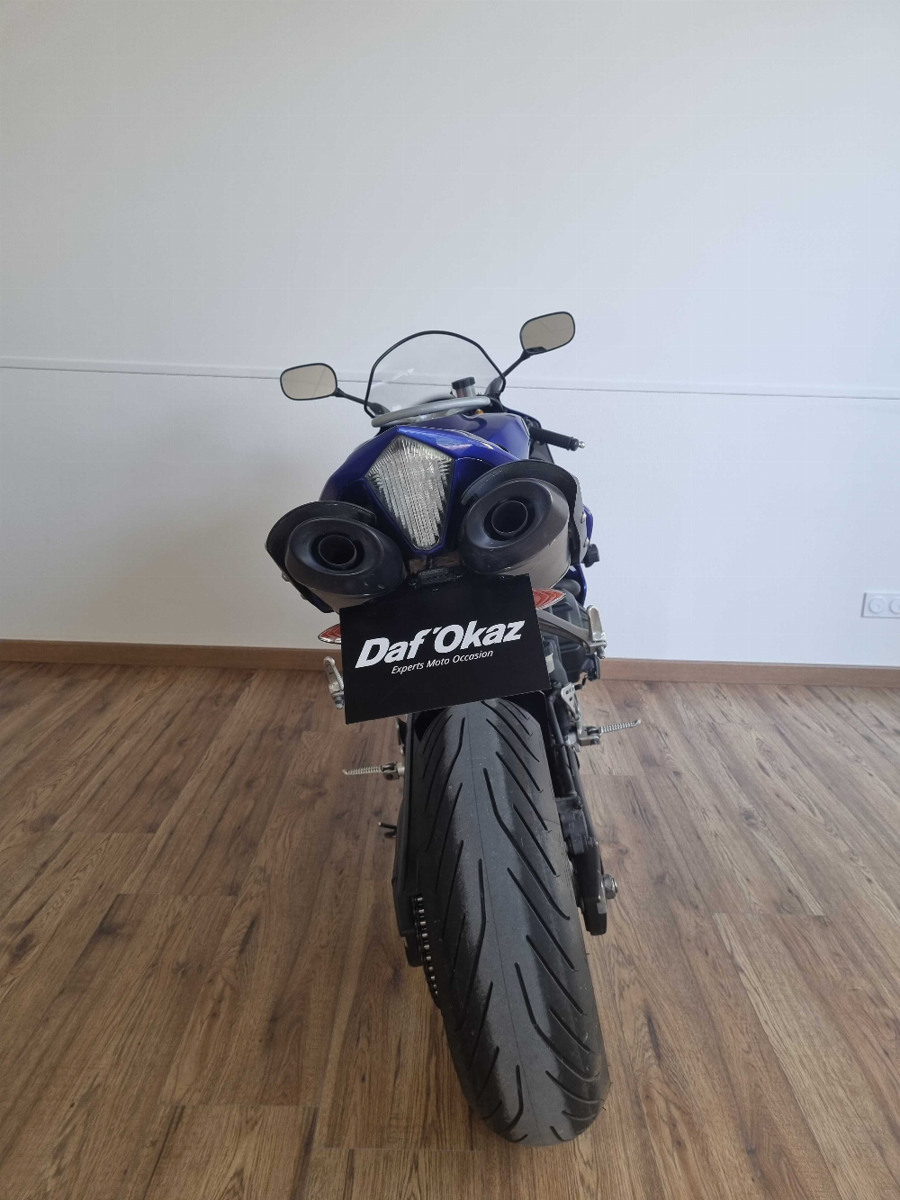 Yamaha YZF 1000 R1 2008 vue arrière