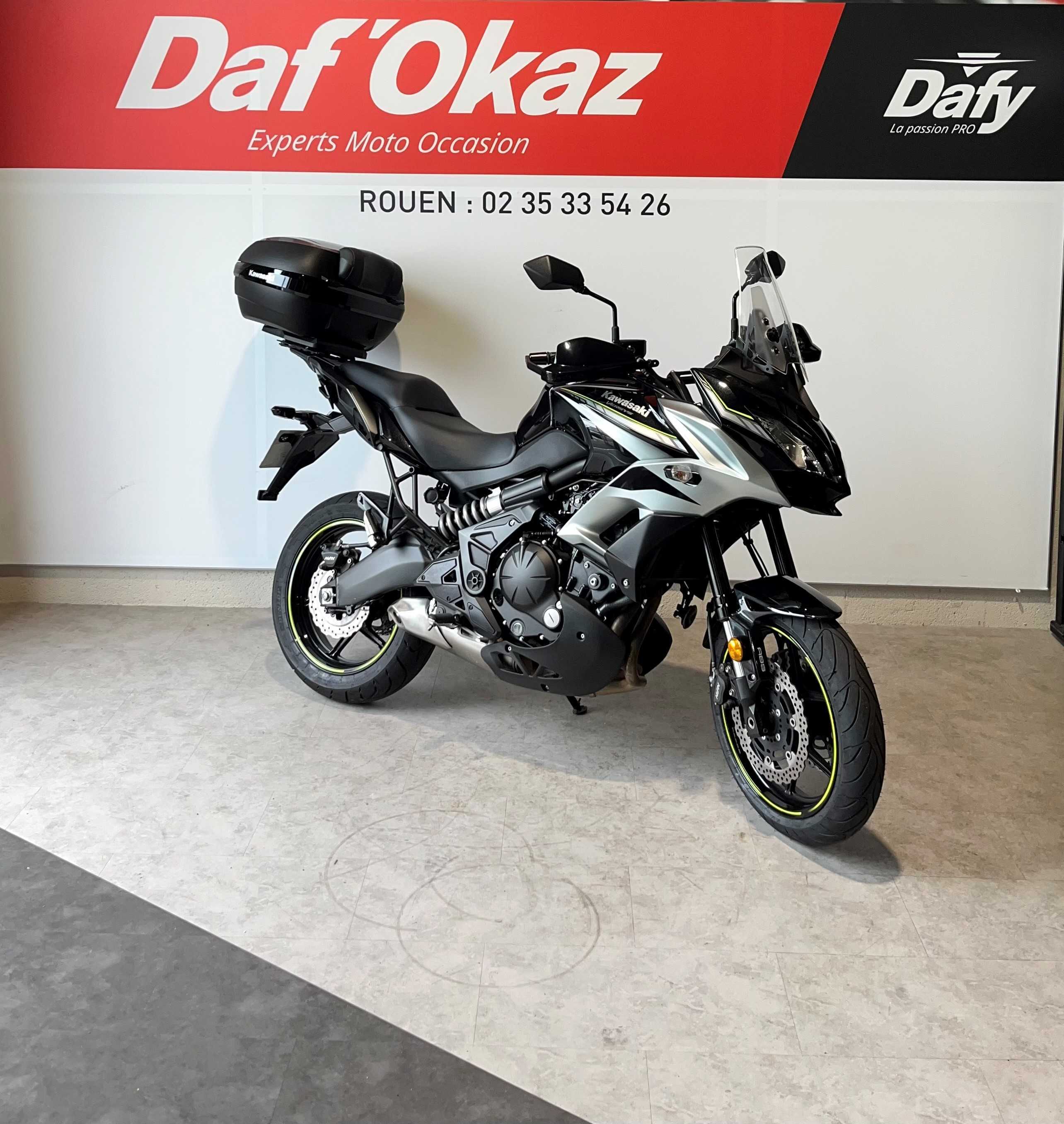 Kawasaki KLE 650 Versys ABS 2019 HD vue 3/4 droite