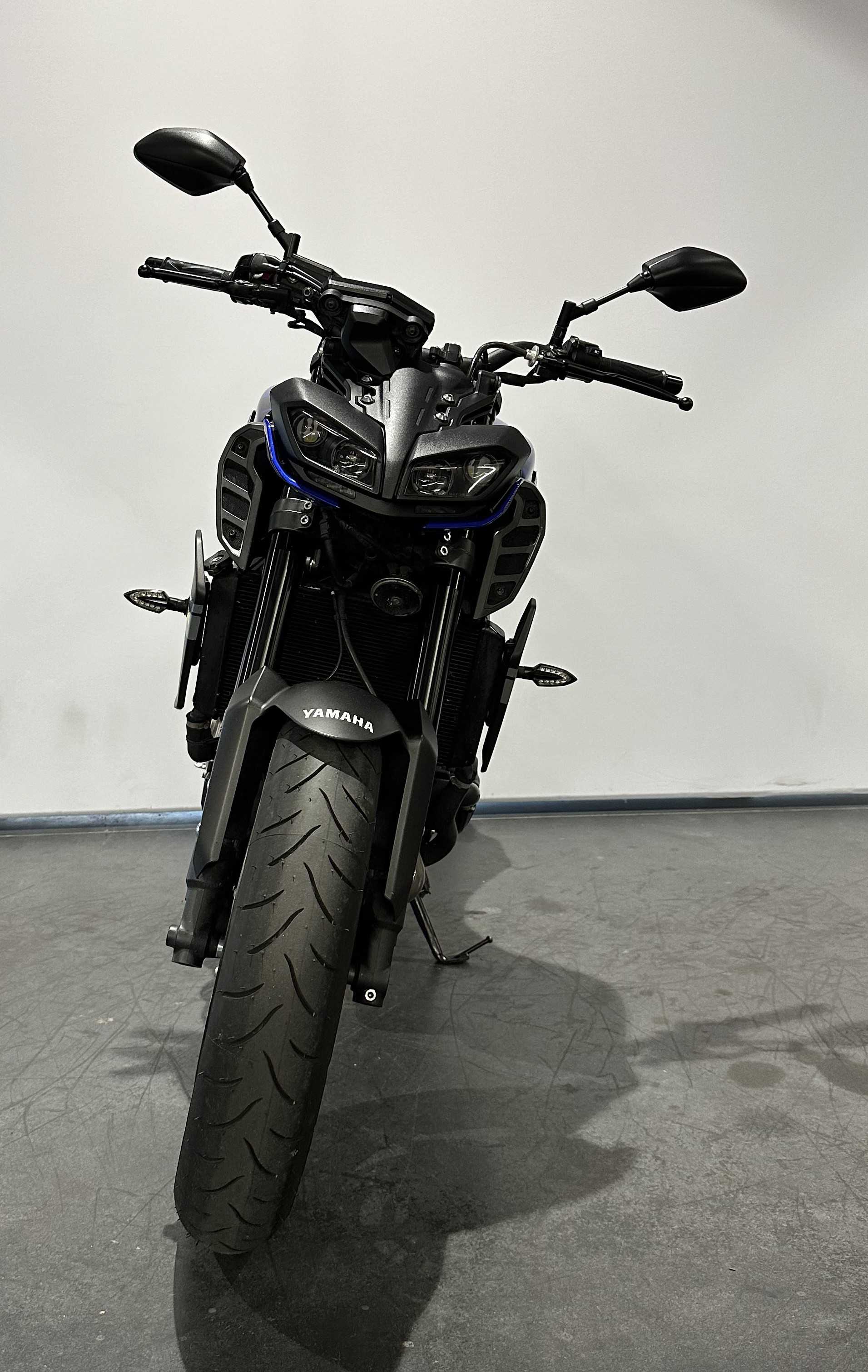 Yamaha MT-09 850 ABS 2017 HD vue avant