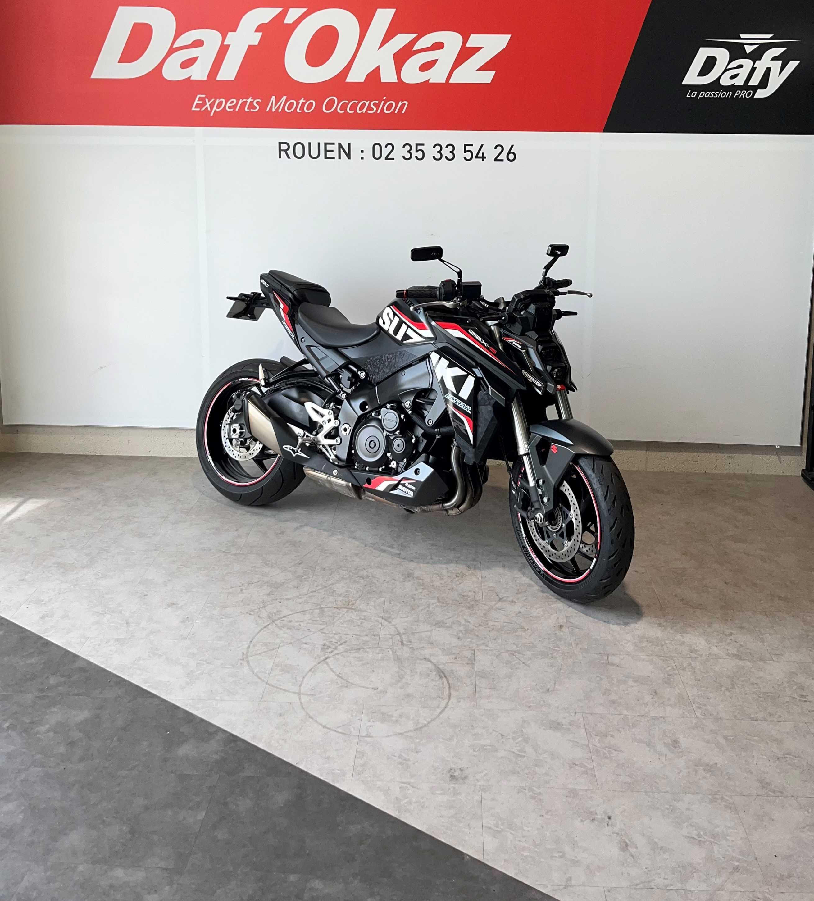 Suzuki GSX-S 950 2022 HD vue 3/4 droite