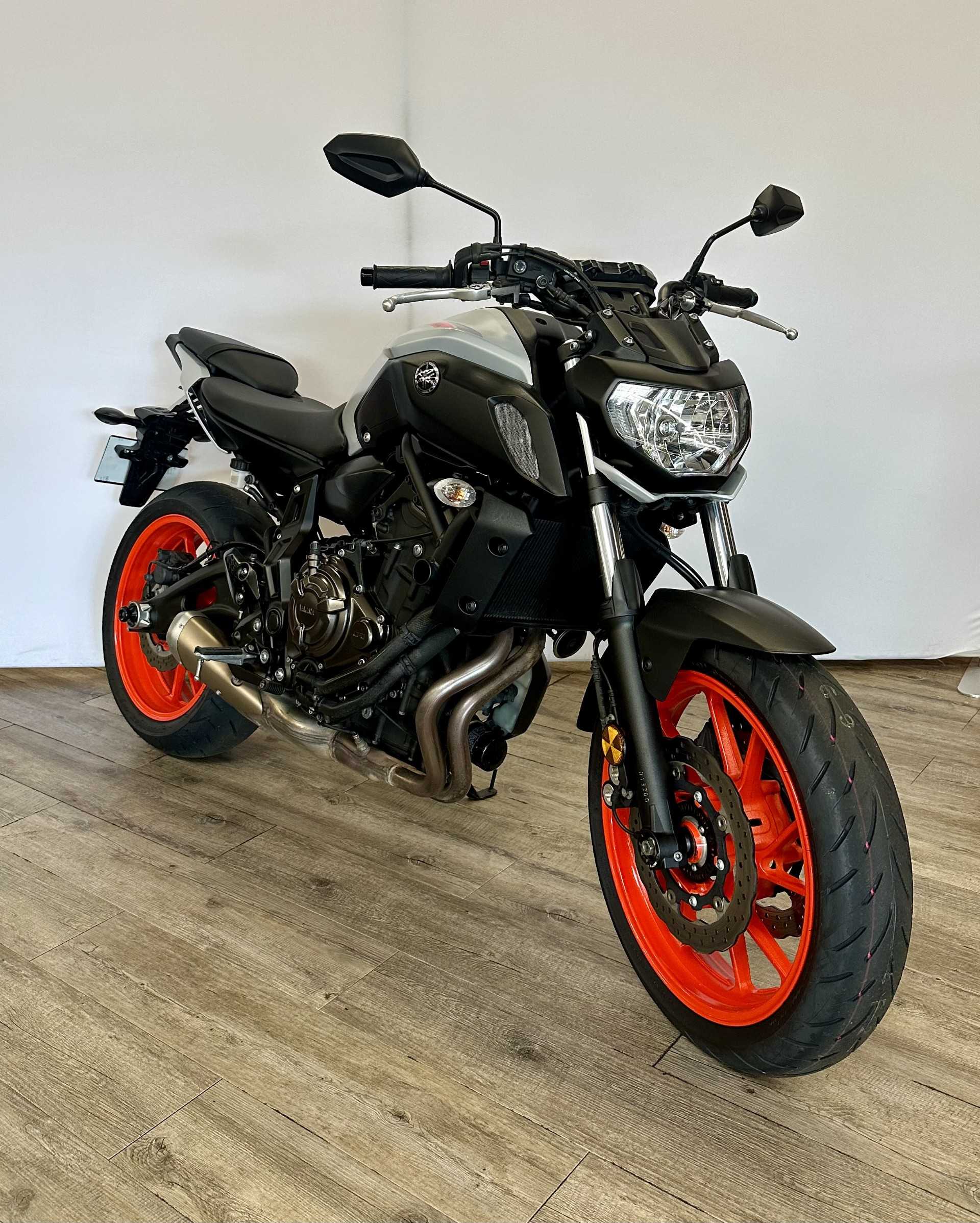 Yamaha MT-07 ABS 2019 HD vue 3/4 droite